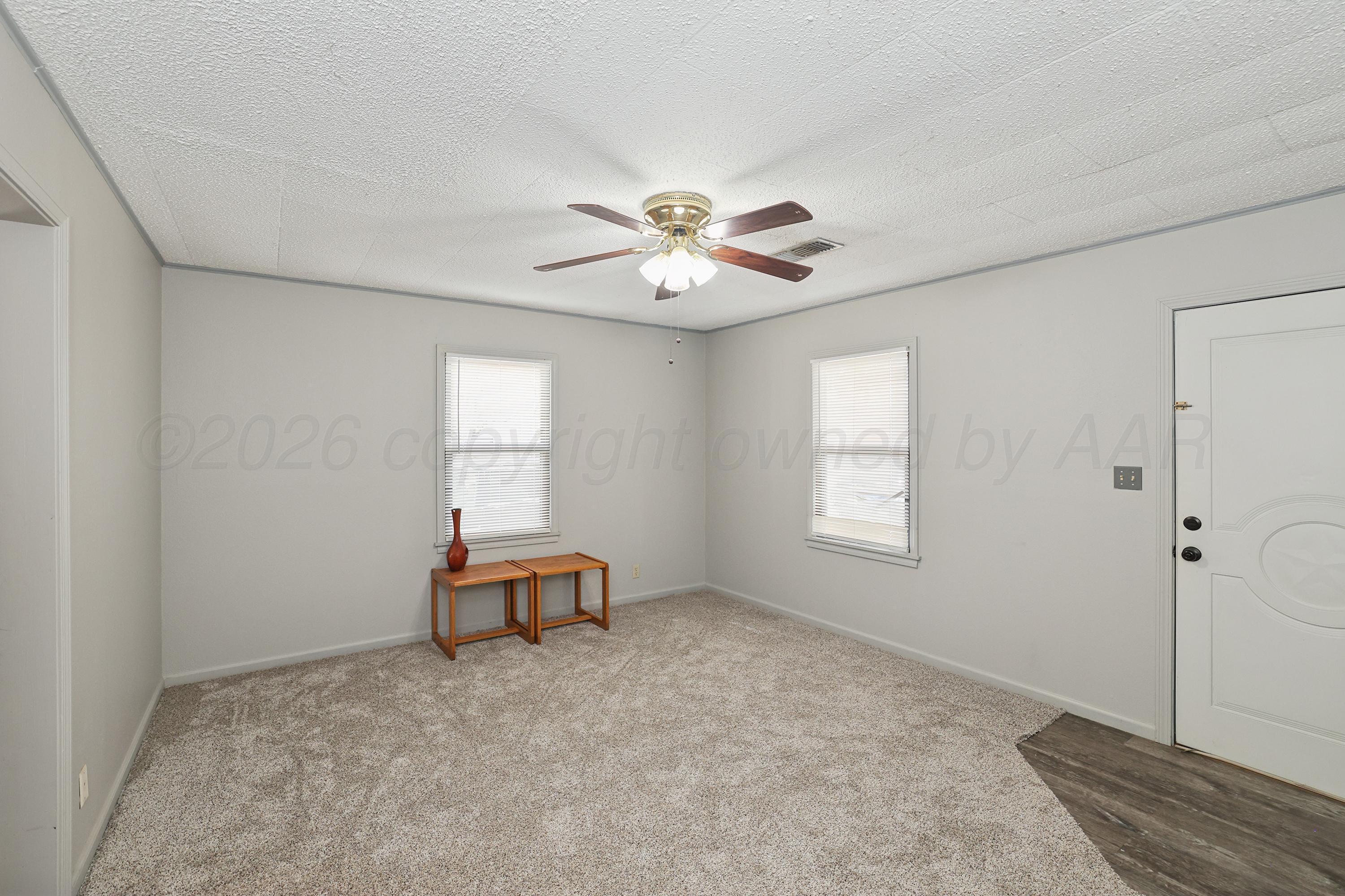 2704 Canyon Drive Property Photo 5