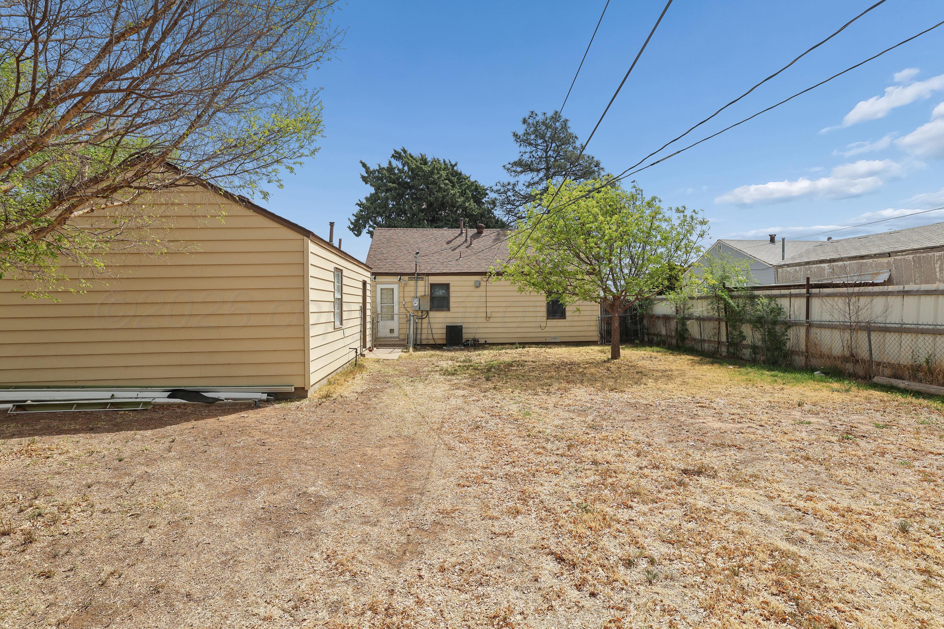 2704 Canyon Drive Property Photo 15