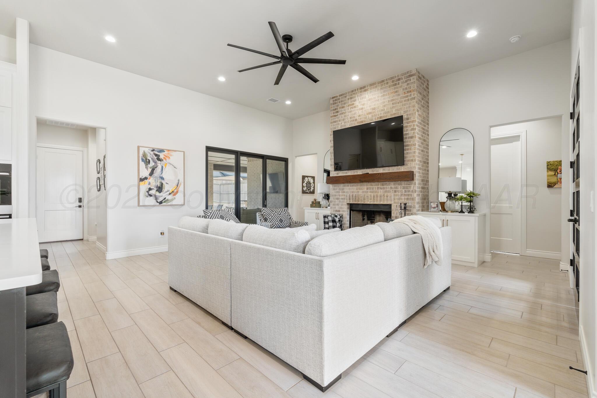 1200 Herring Ranch Road Property Photo 15