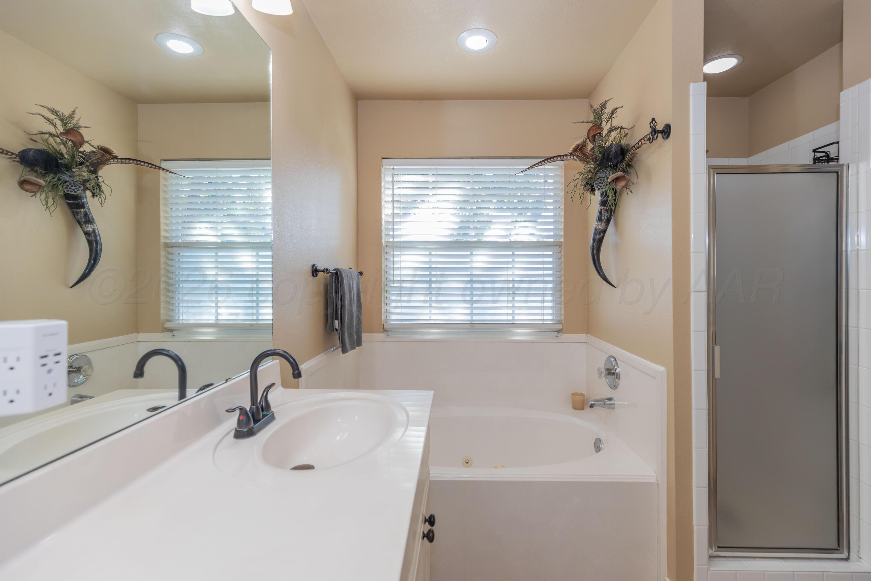 7903 Triumph Property Photo 32