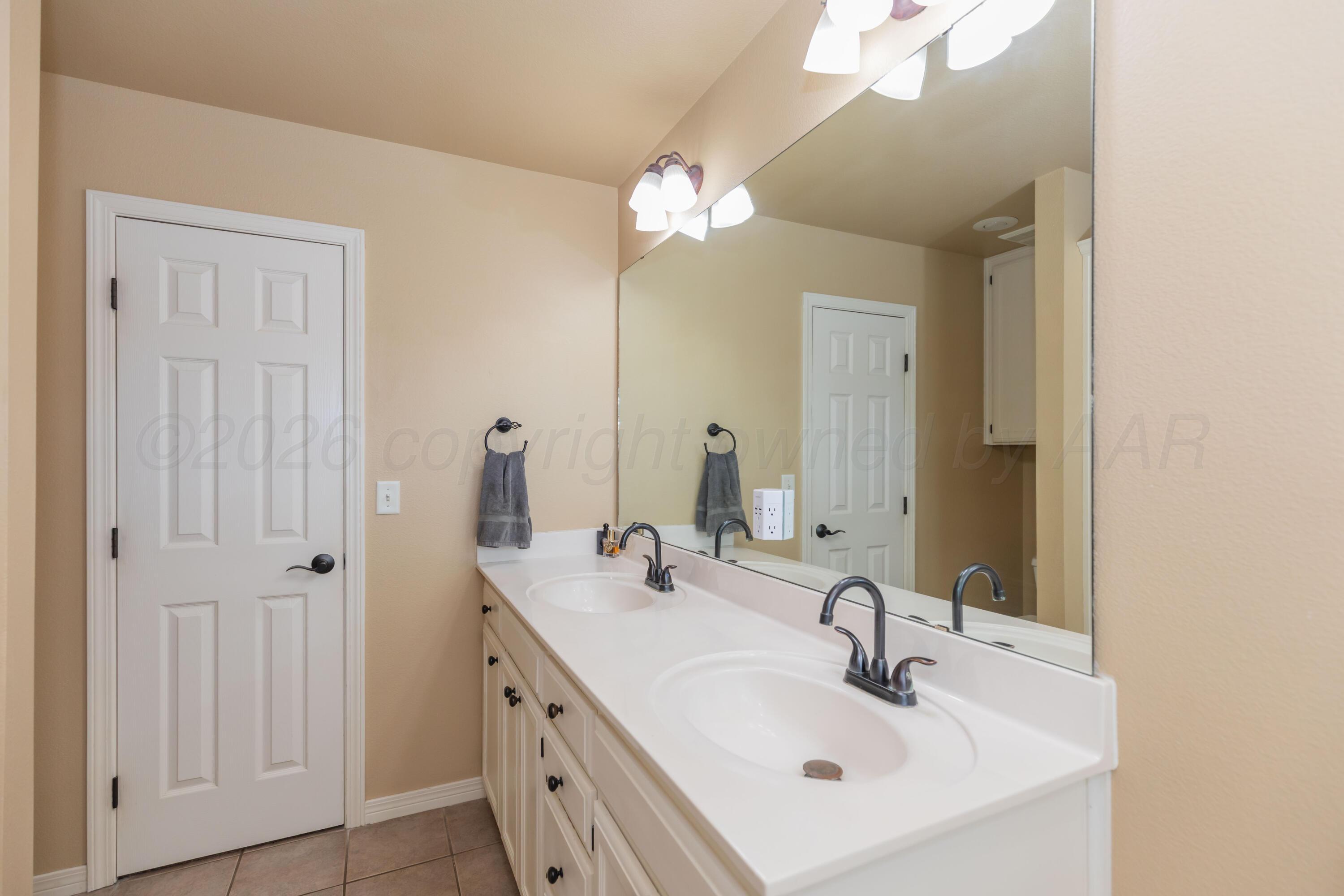 7903 Triumph Property Photo 34