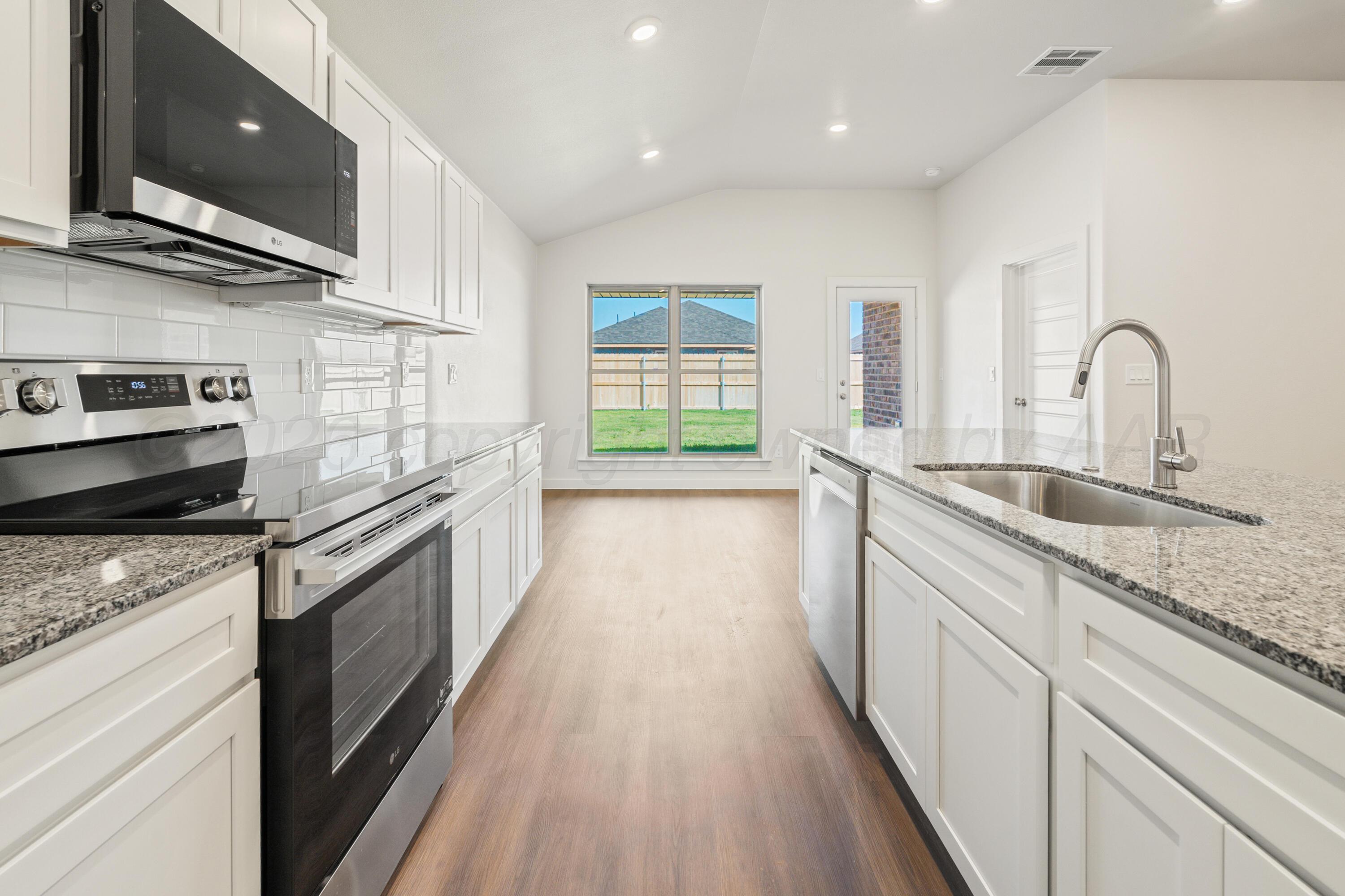 9100 Bunkhouse Road Property Photo 11