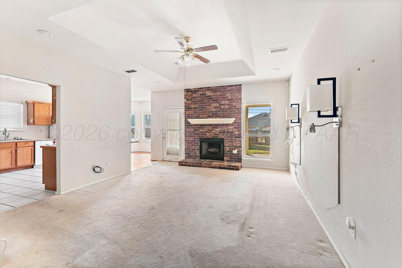6212 S Bonham Street Property Photo 6