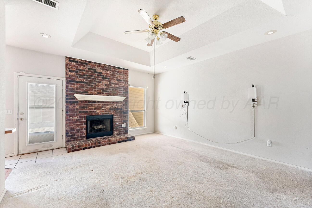 6212 S Bonham Street Property Photo 8