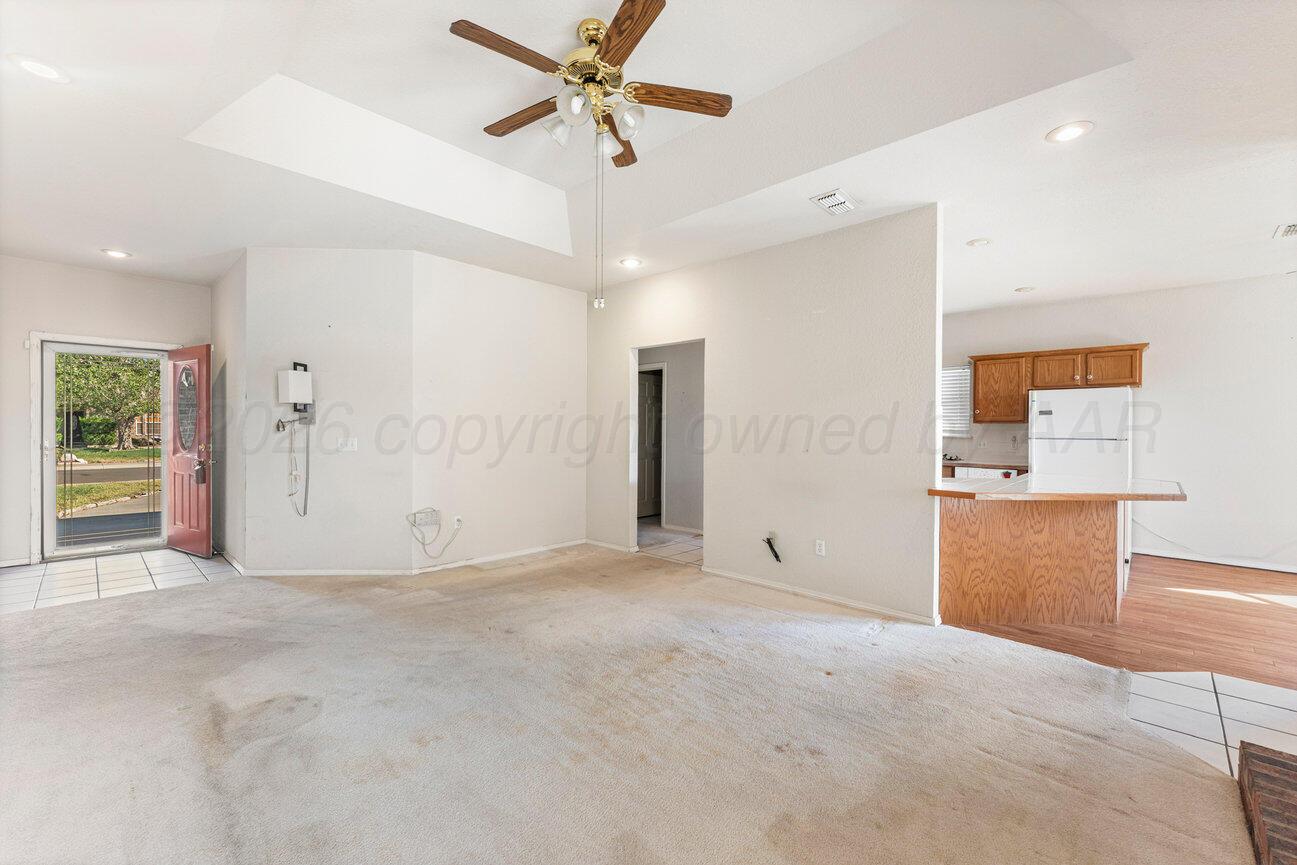 6212 S Bonham Street Property Photo 9