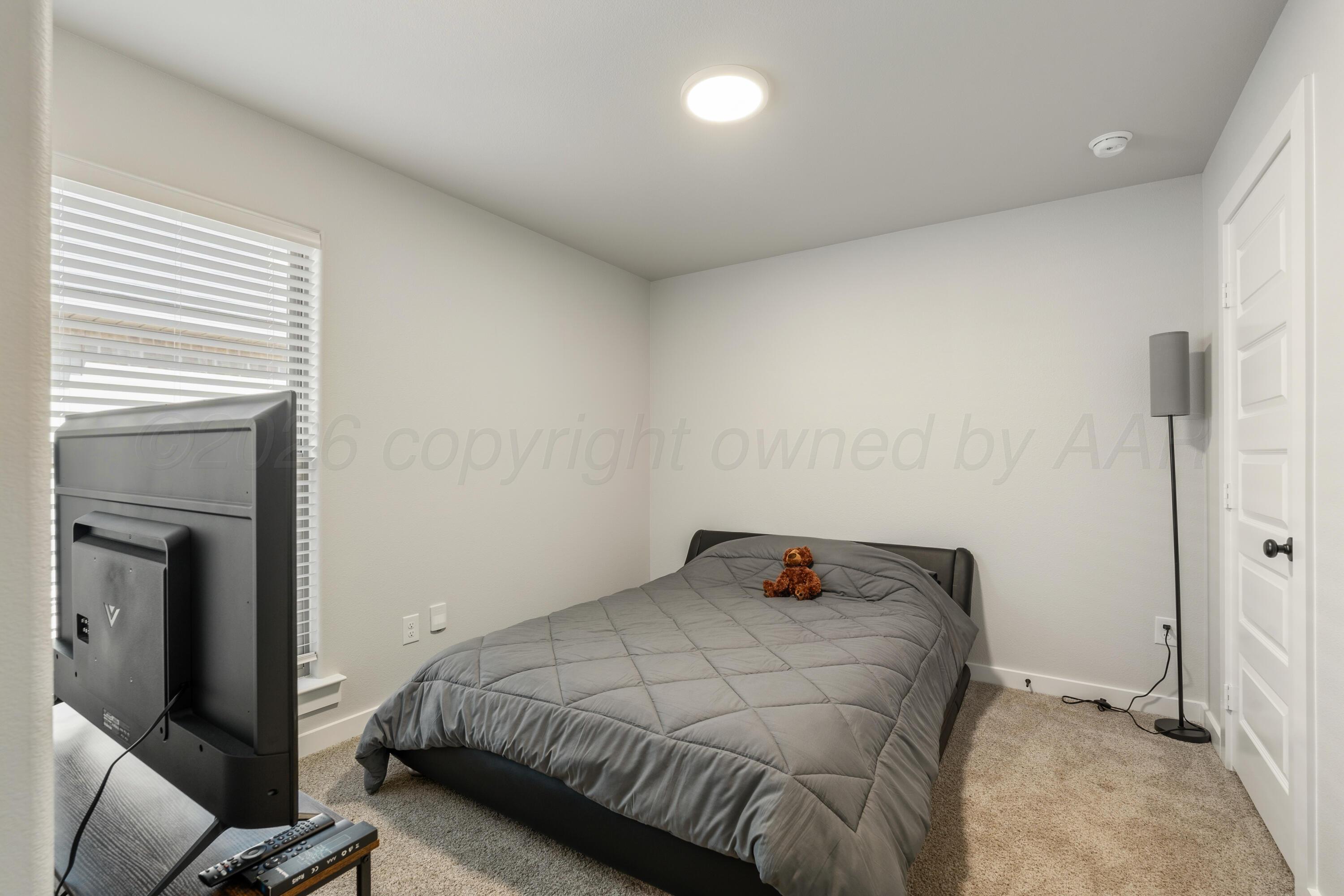 3008 Settler Avenue Property Photo 12