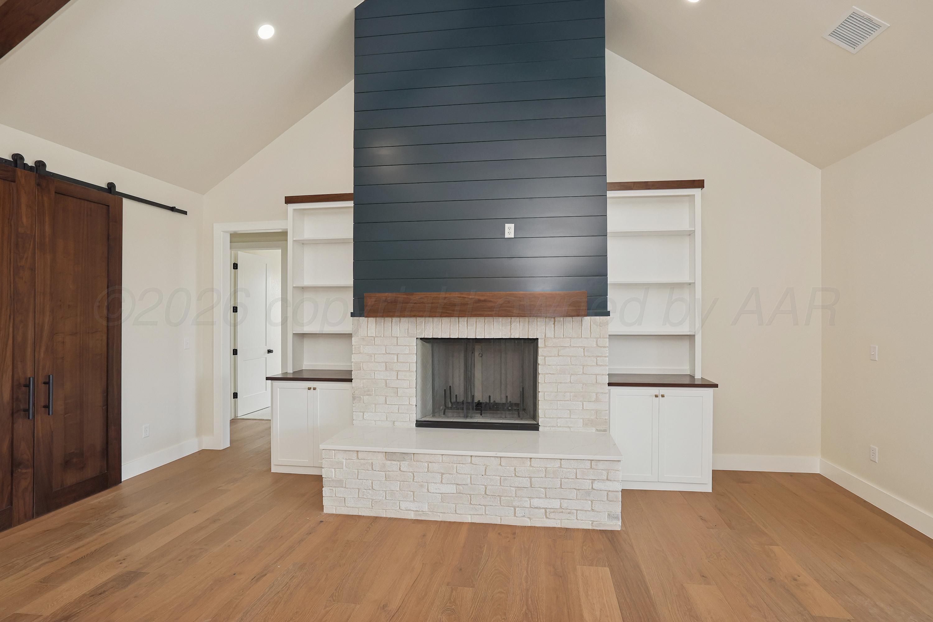 917 White Tail Lane Property Photo 7