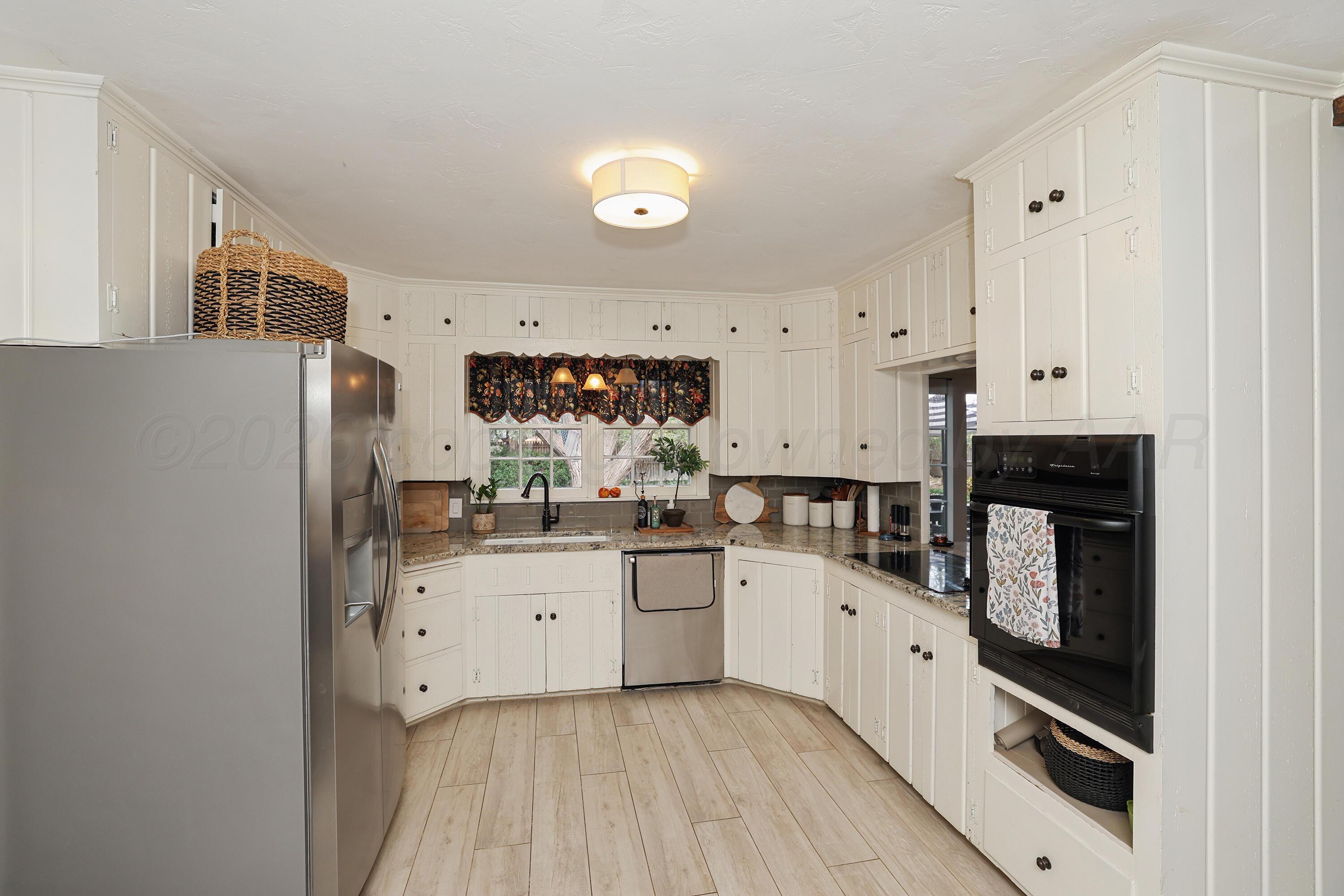 3705 Paramount Boulevard Property Photo 13