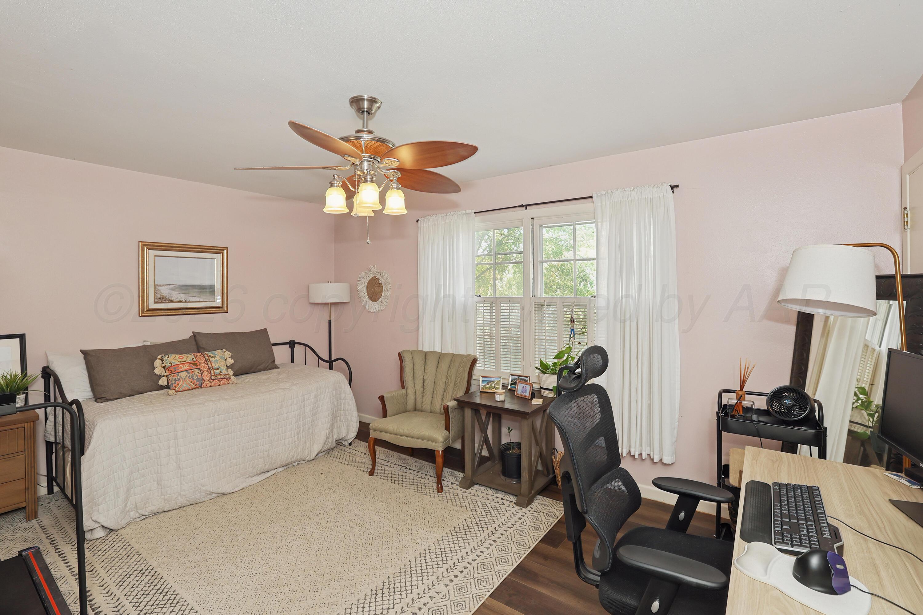 3705 Paramount Boulevard Property Photo 21