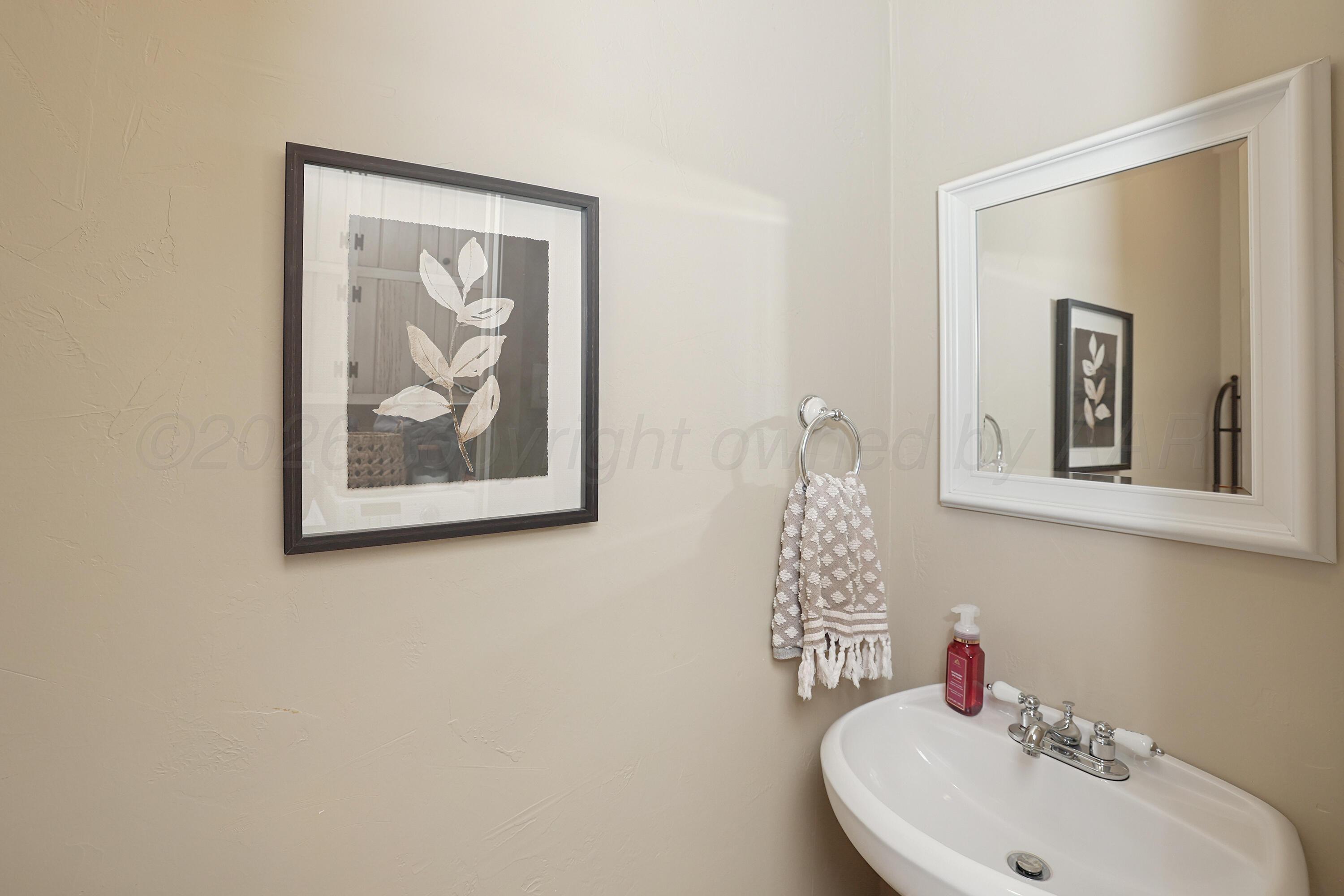 3705 Paramount Boulevard Property Photo 25