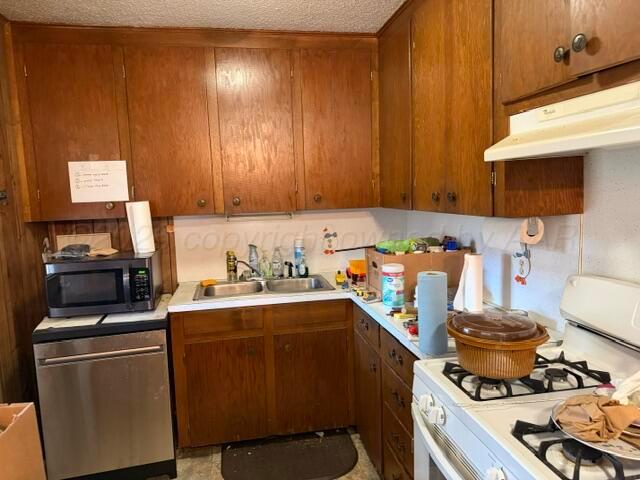 1231 S Finley Street Property Photo 5