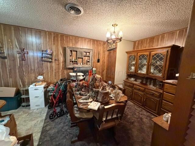1231 S Finley Street Property Photo 8