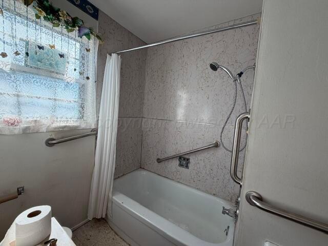 1231 S Finley Street Property Photo 18