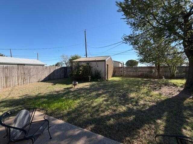 1231 S Finley Street Property Photo 21