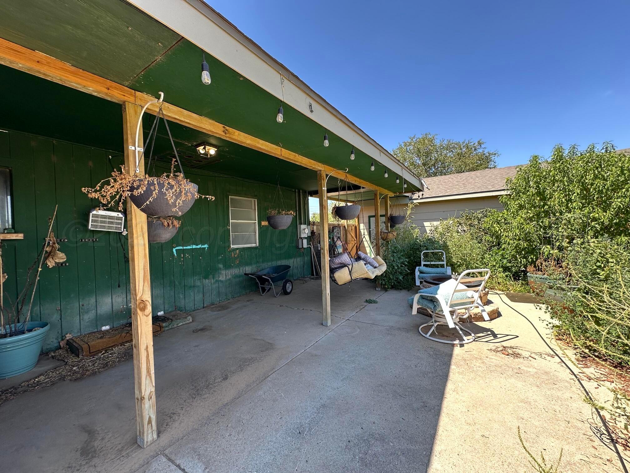 4840 Angelus Drive Property Photo 11