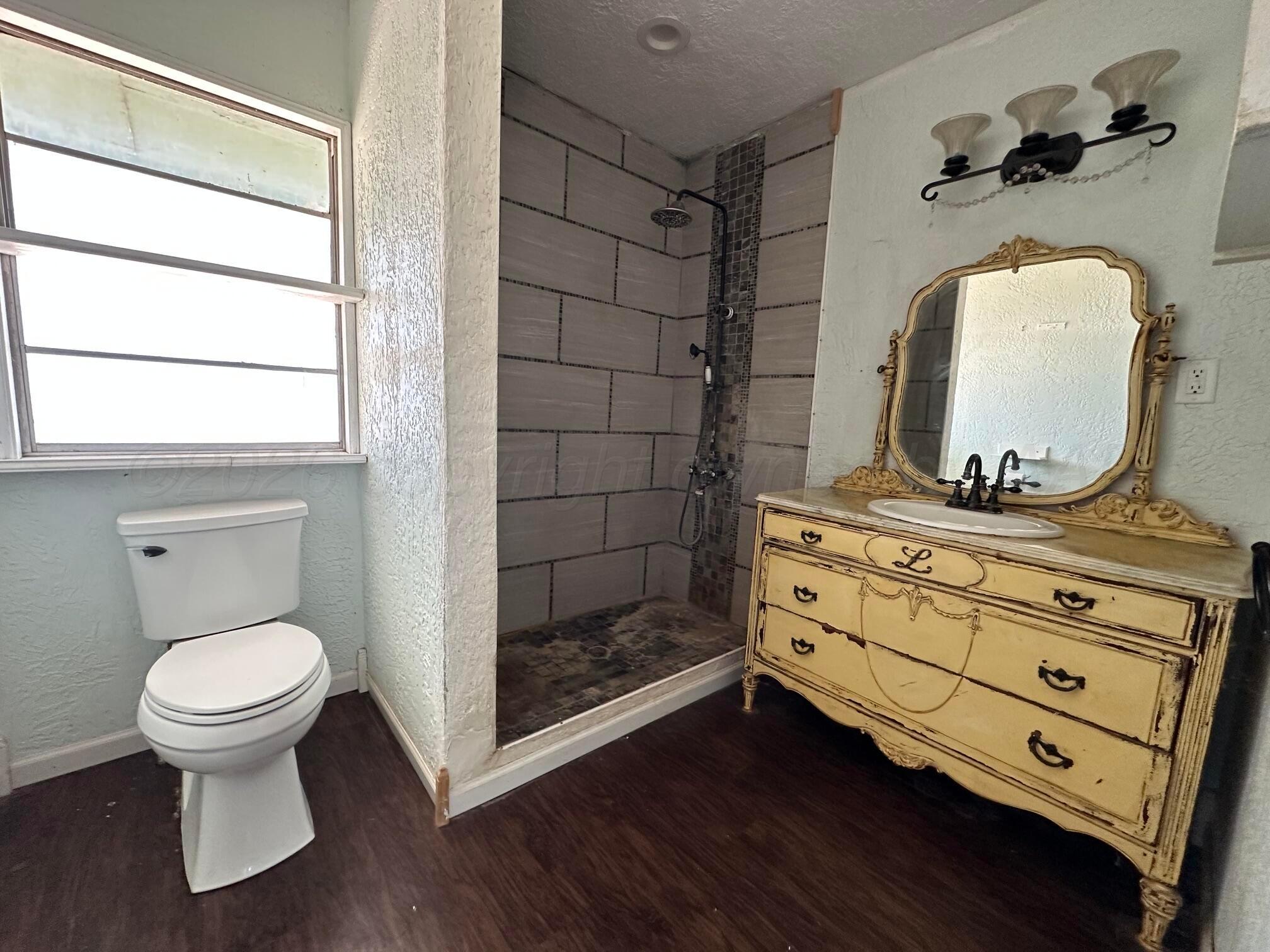 4840 Angelus Drive Property Photo 15