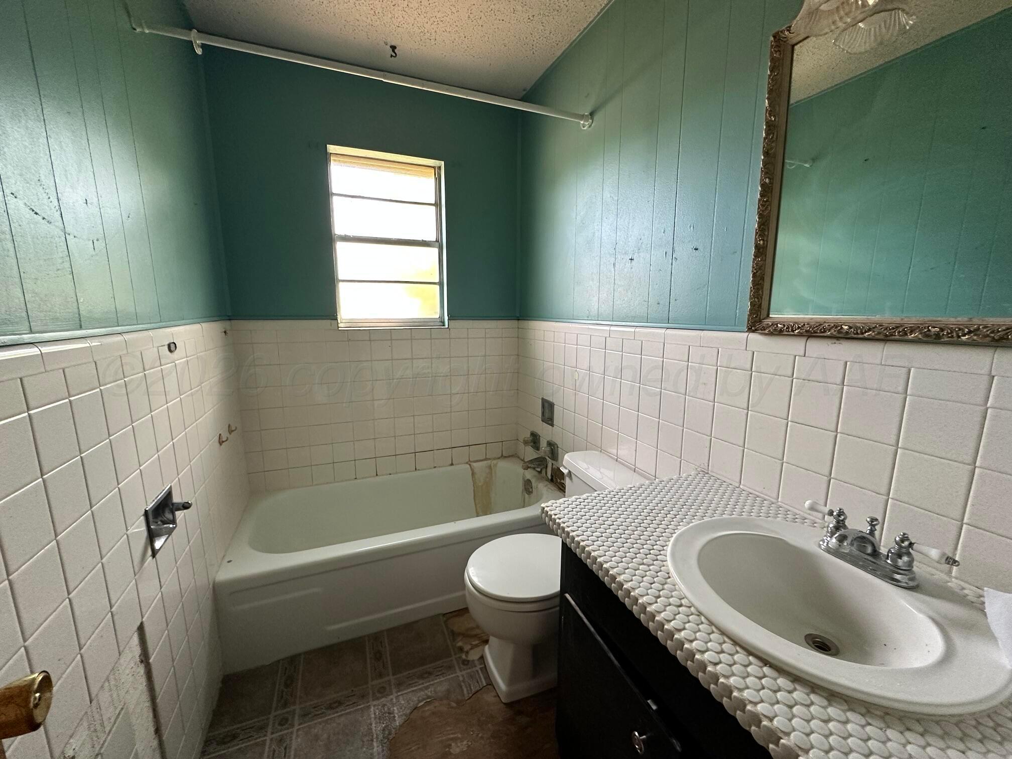 4840 Angelus Drive Property Photo 17