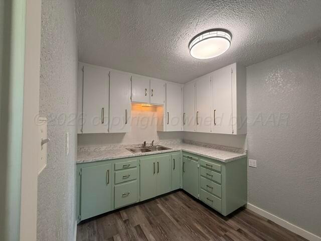 1325 N Russell Street Property Photo 12