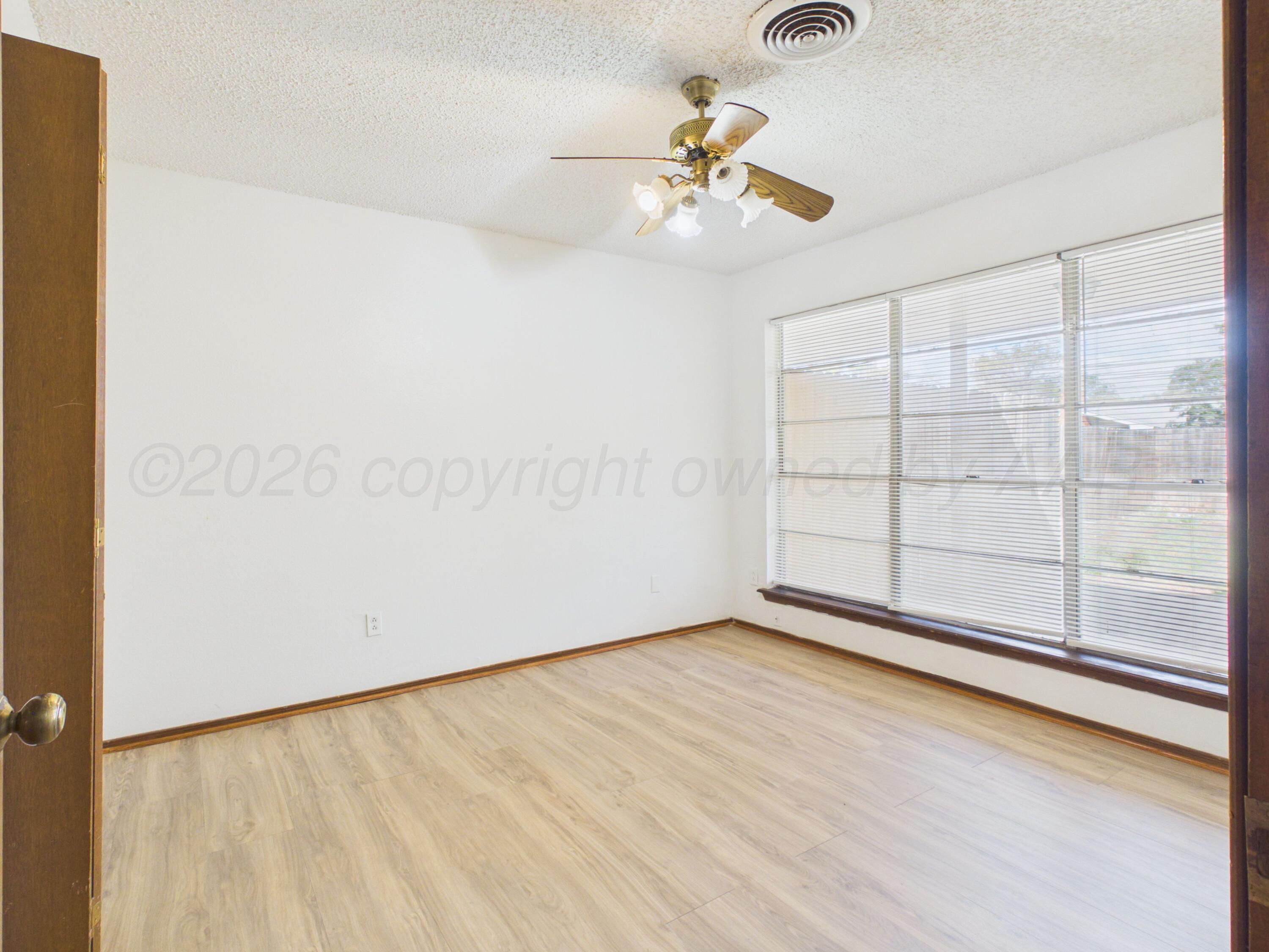 4216 Ridgecrest Circle Property Photo 15