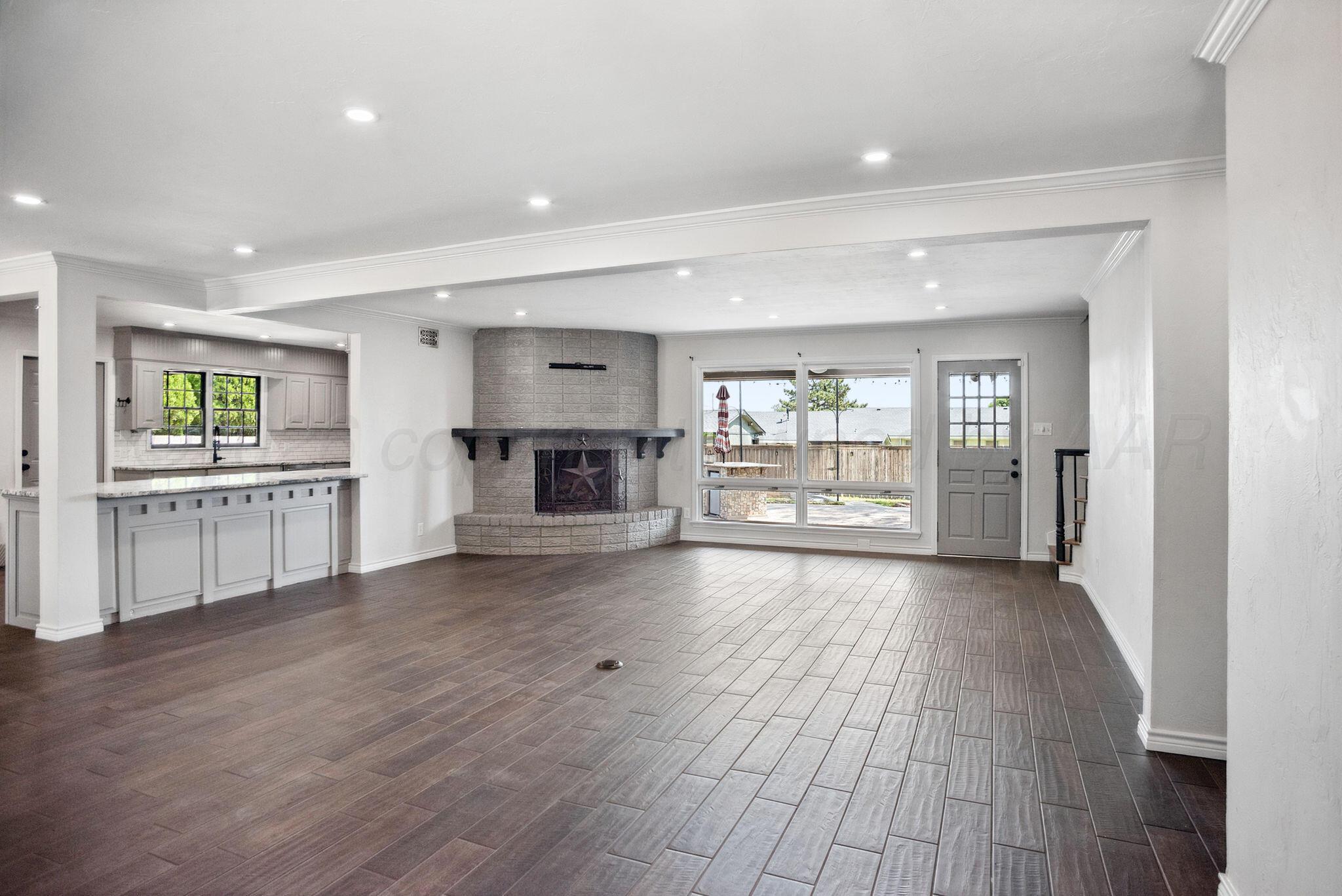 1840 N Fir Street Property Photo 15