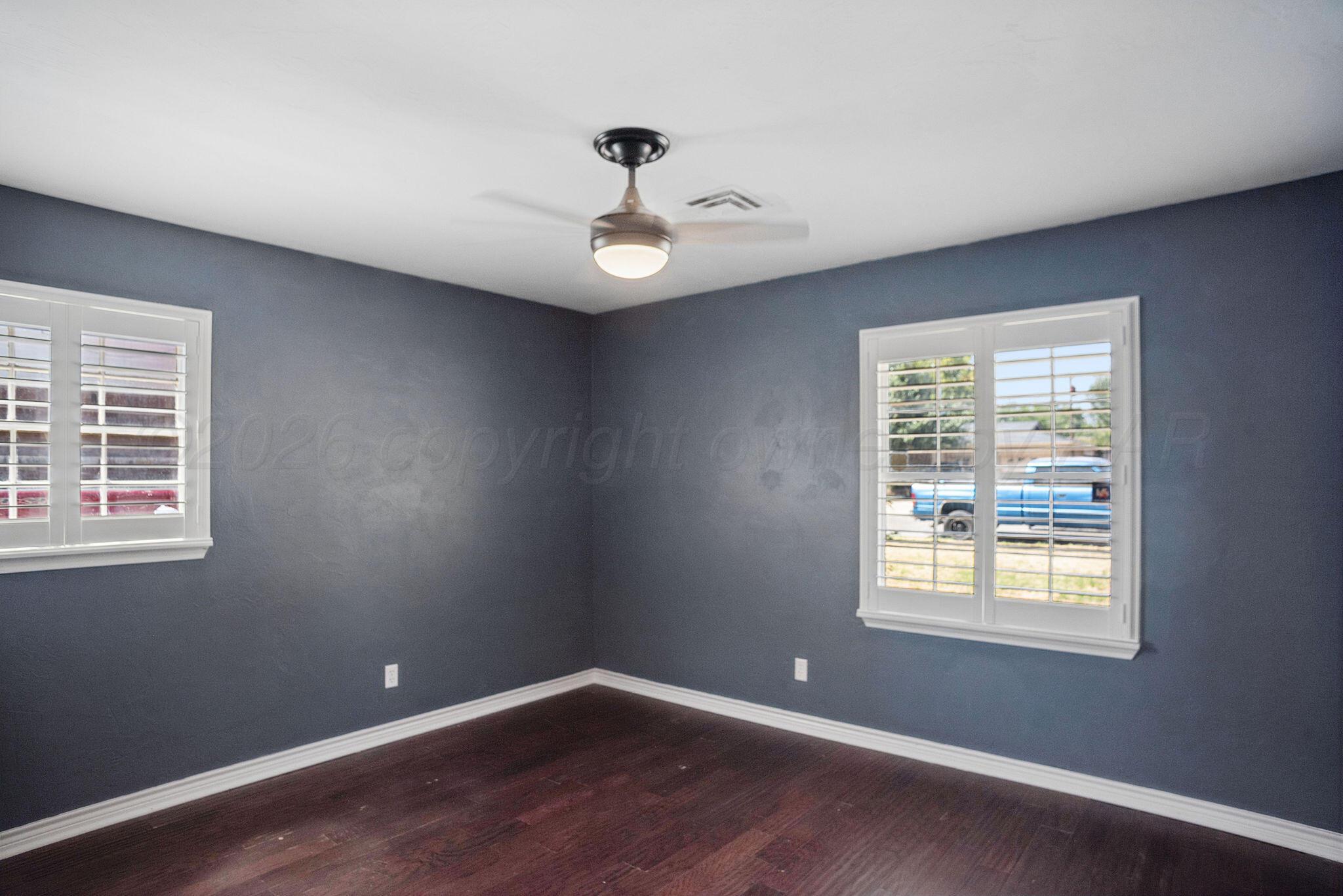 1840 N Fir Street Property Photo 22