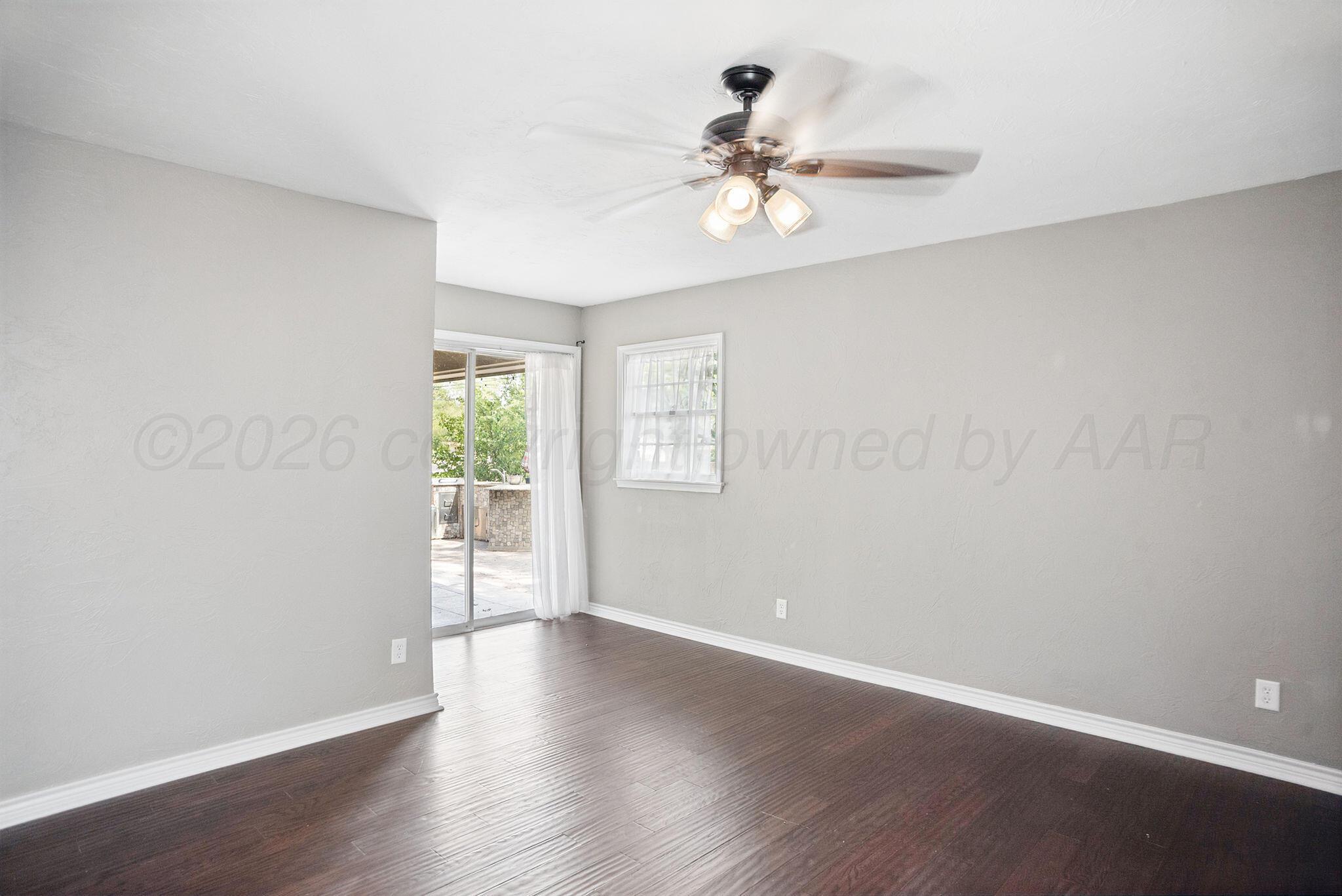1840 N Fir Street Property Photo 29