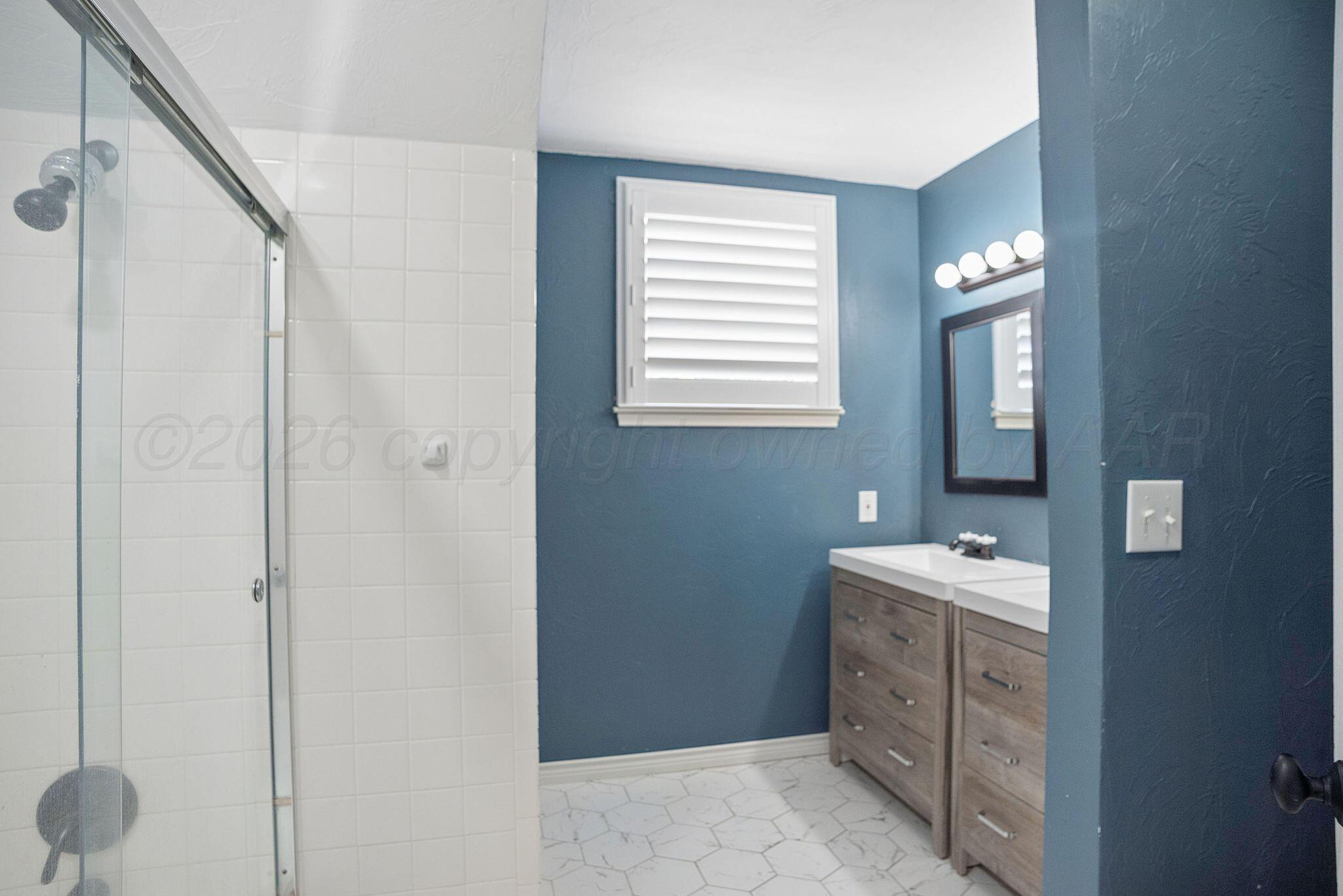 1840 N Fir Street Property Photo 43