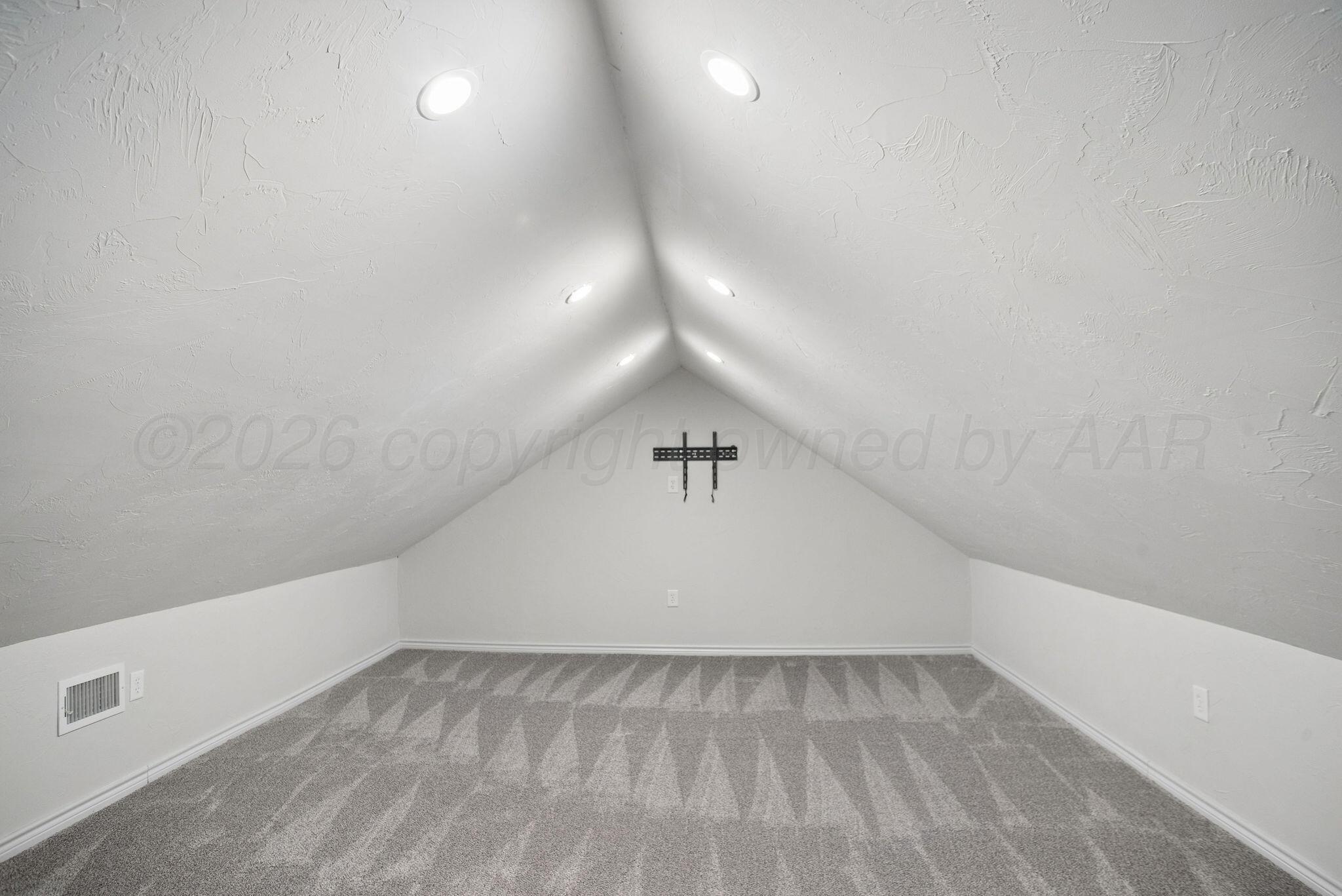 1840 N Fir Street Property Photo 49