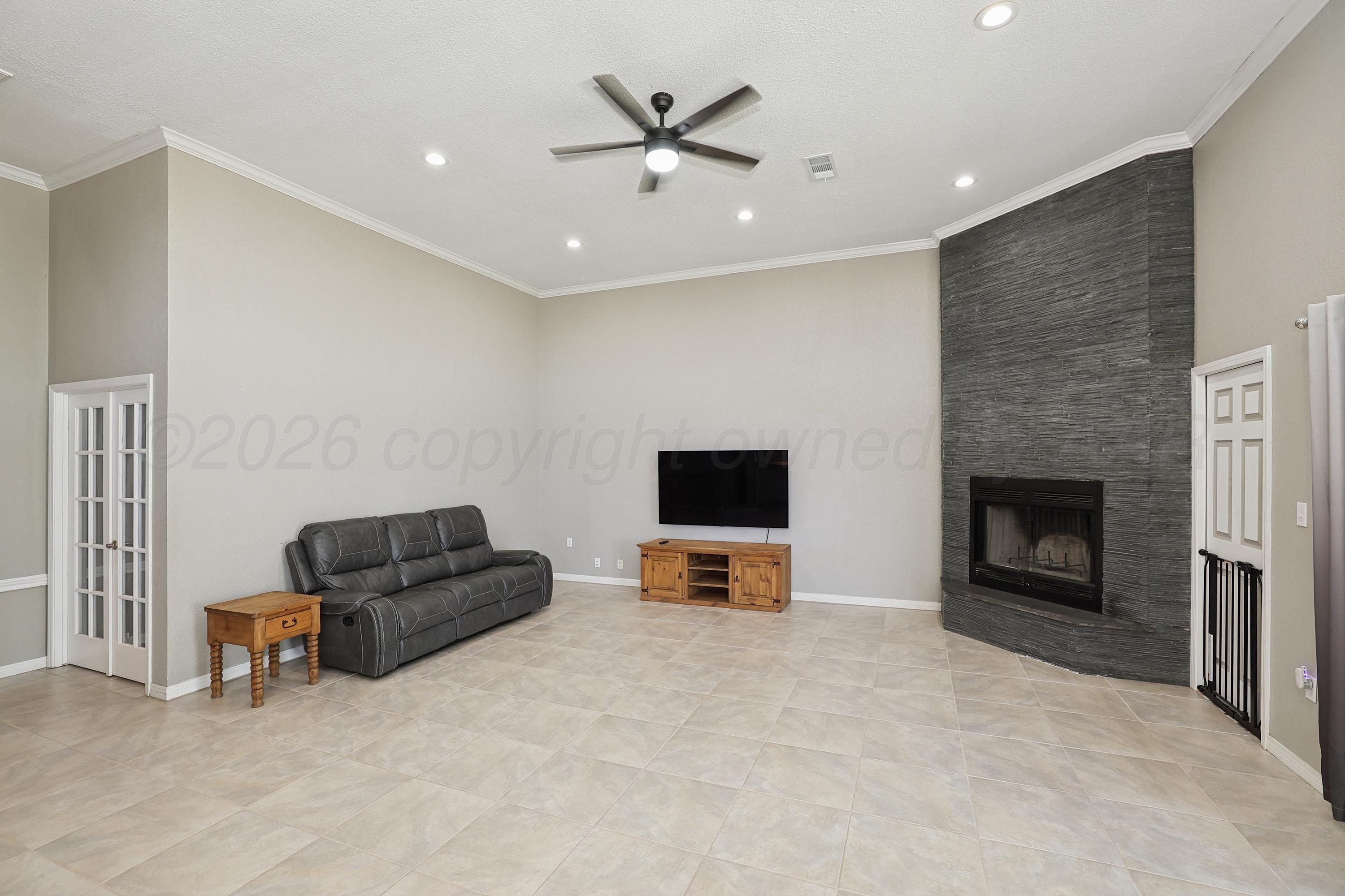 1201 N Dowell Road Property Photo 14