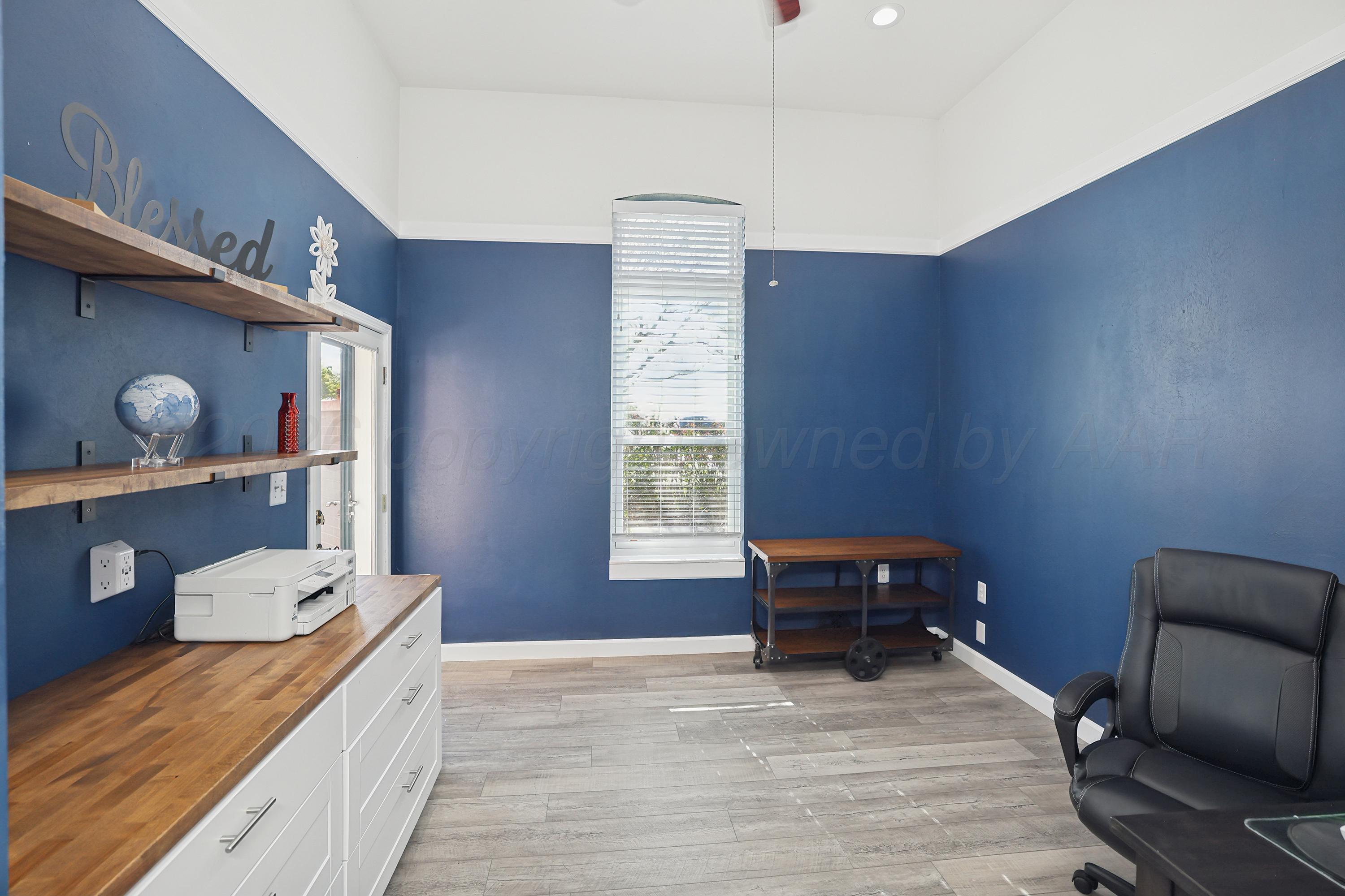 1201 N Dowell Road Property Photo 23