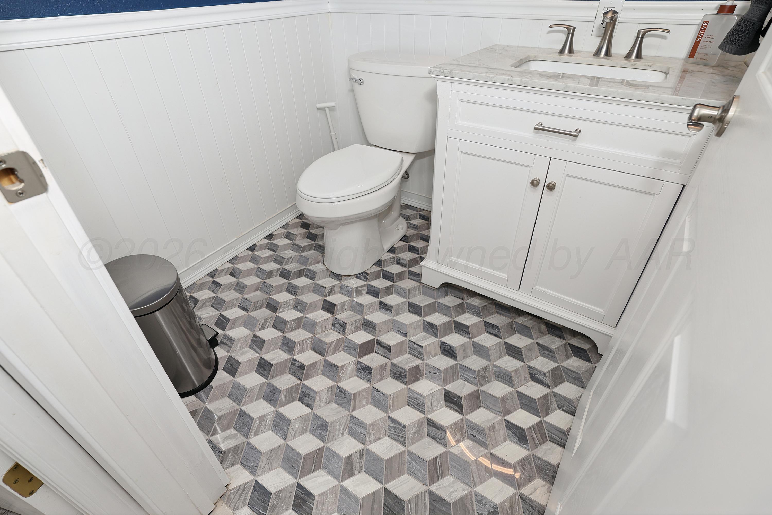 1201 N Dowell Road Property Photo 28