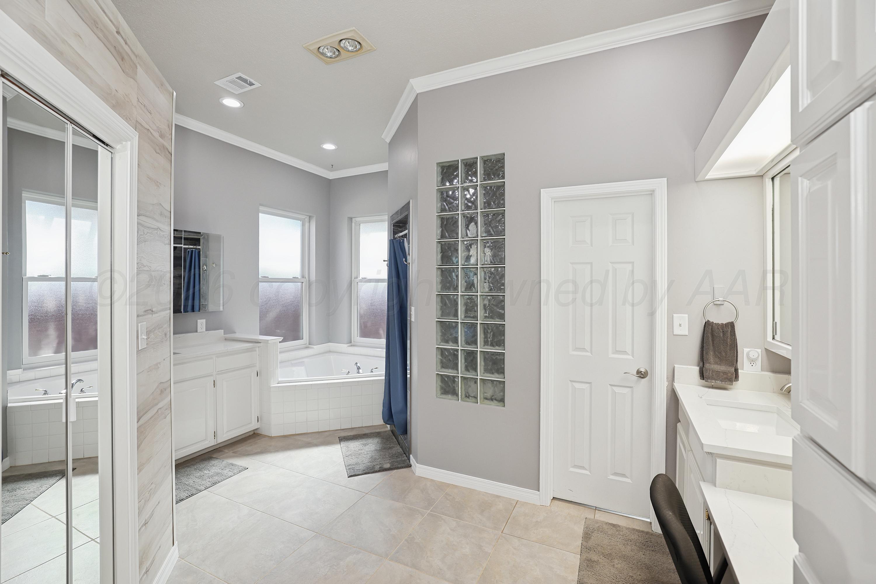 1201 N Dowell Road Property Photo 32