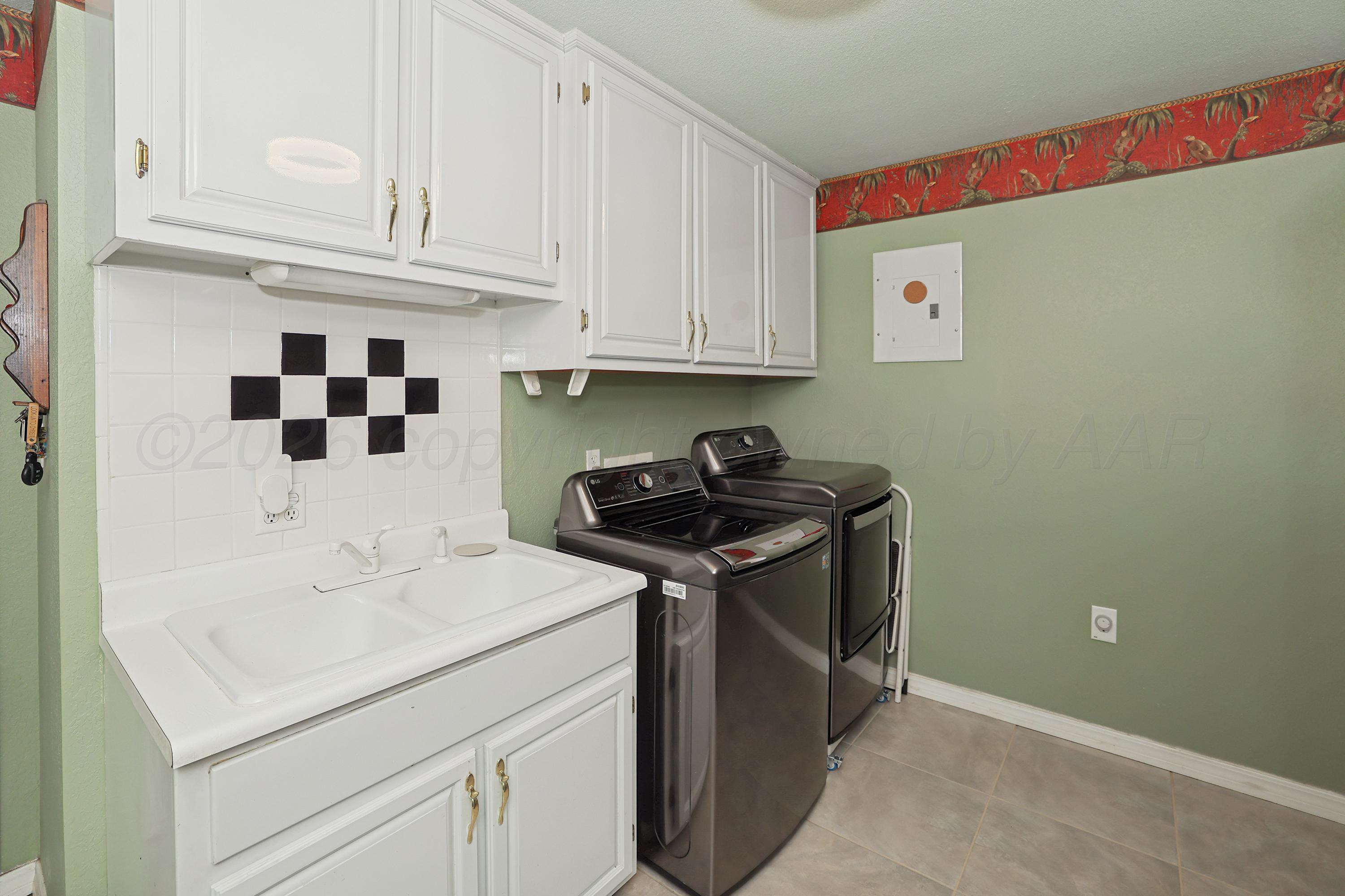 1201 N Dowell Road Property Photo 46