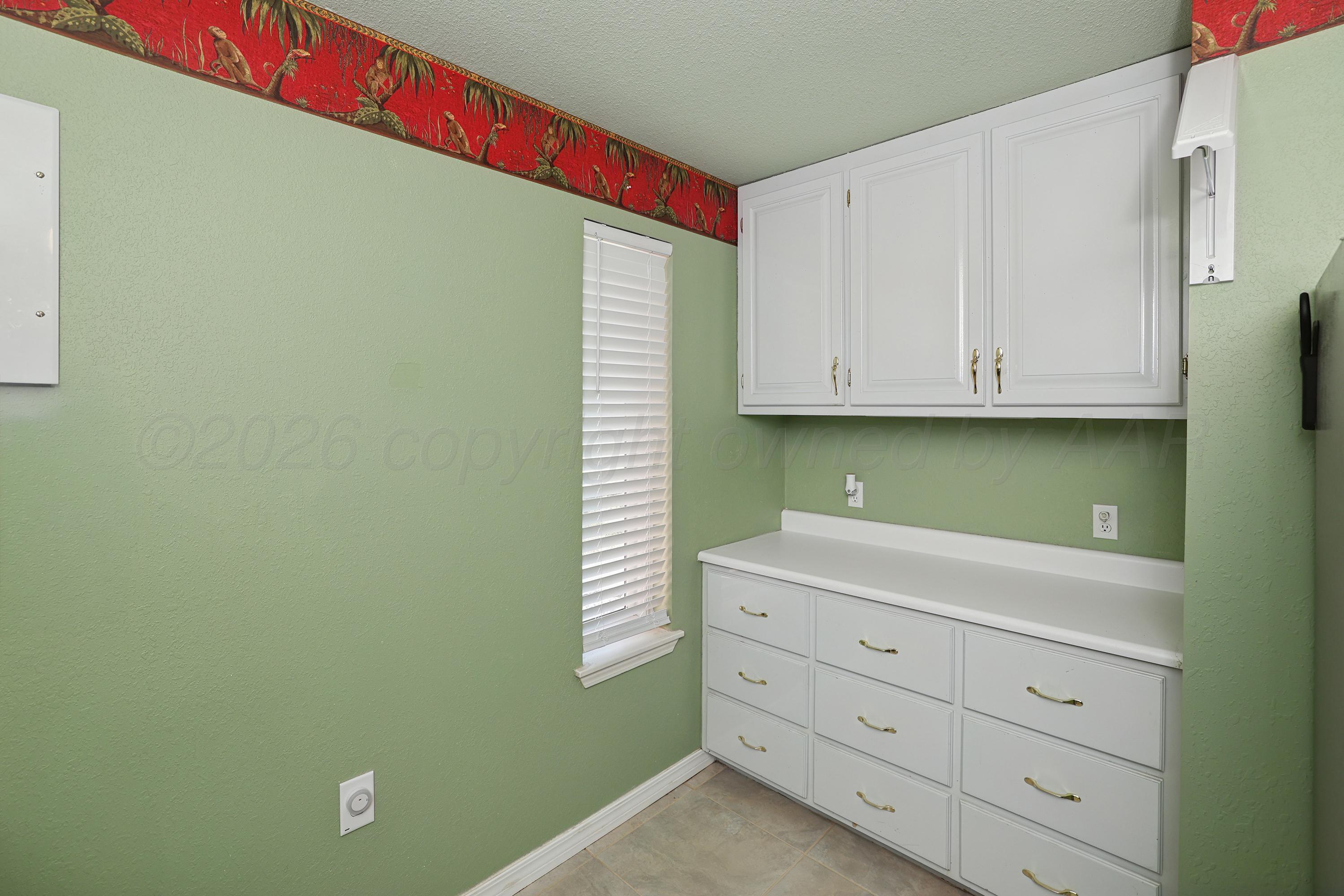 1201 N Dowell Road Property Photo 47