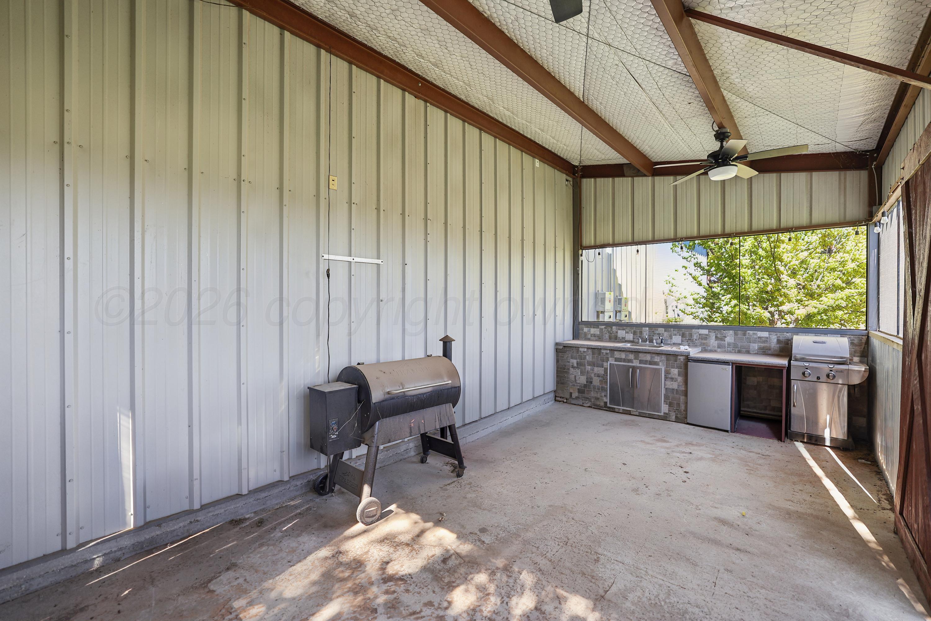 1201 N Dowell Road Property Photo 61