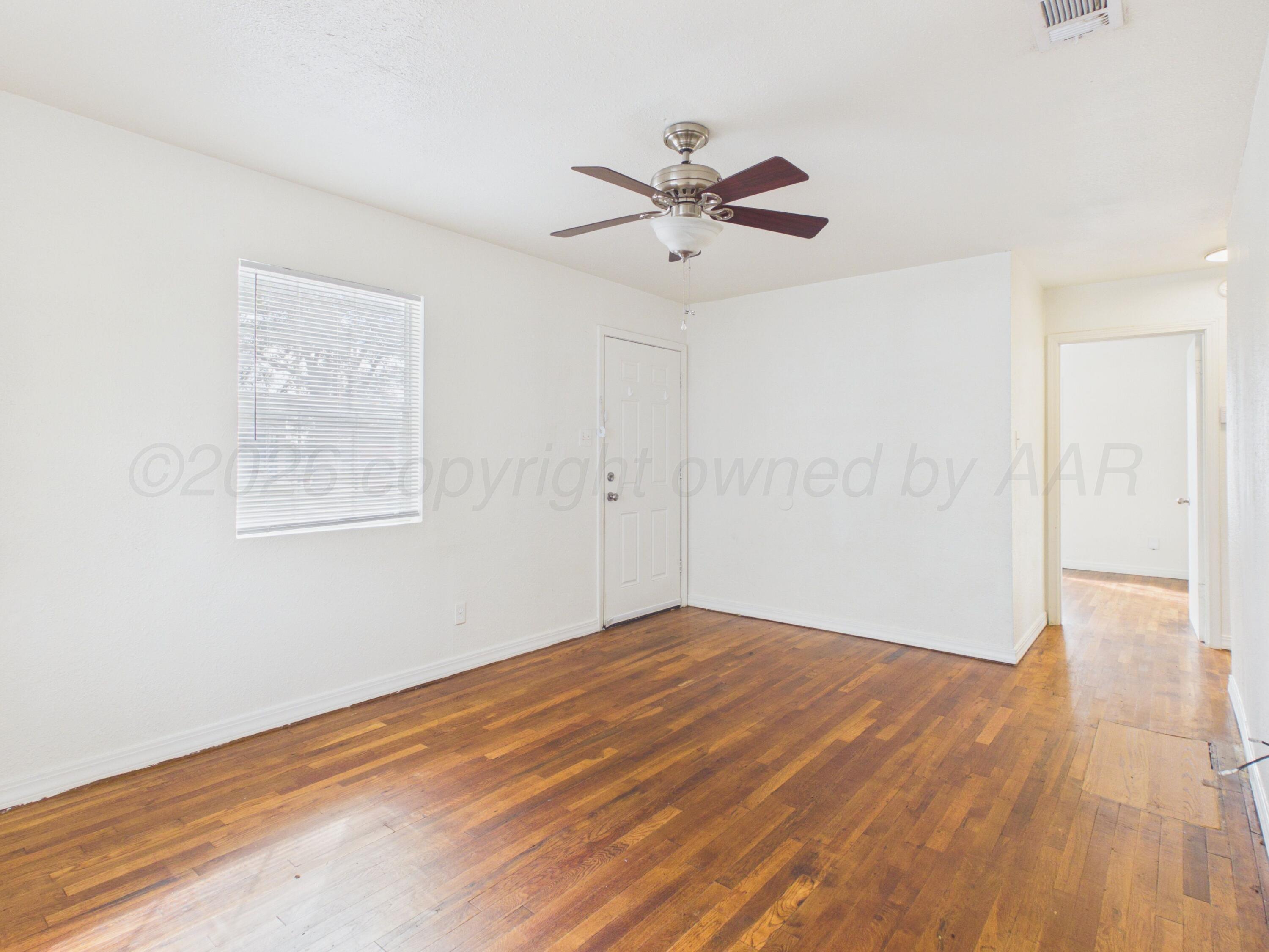 4646 Bowie Street Property Photo 4
