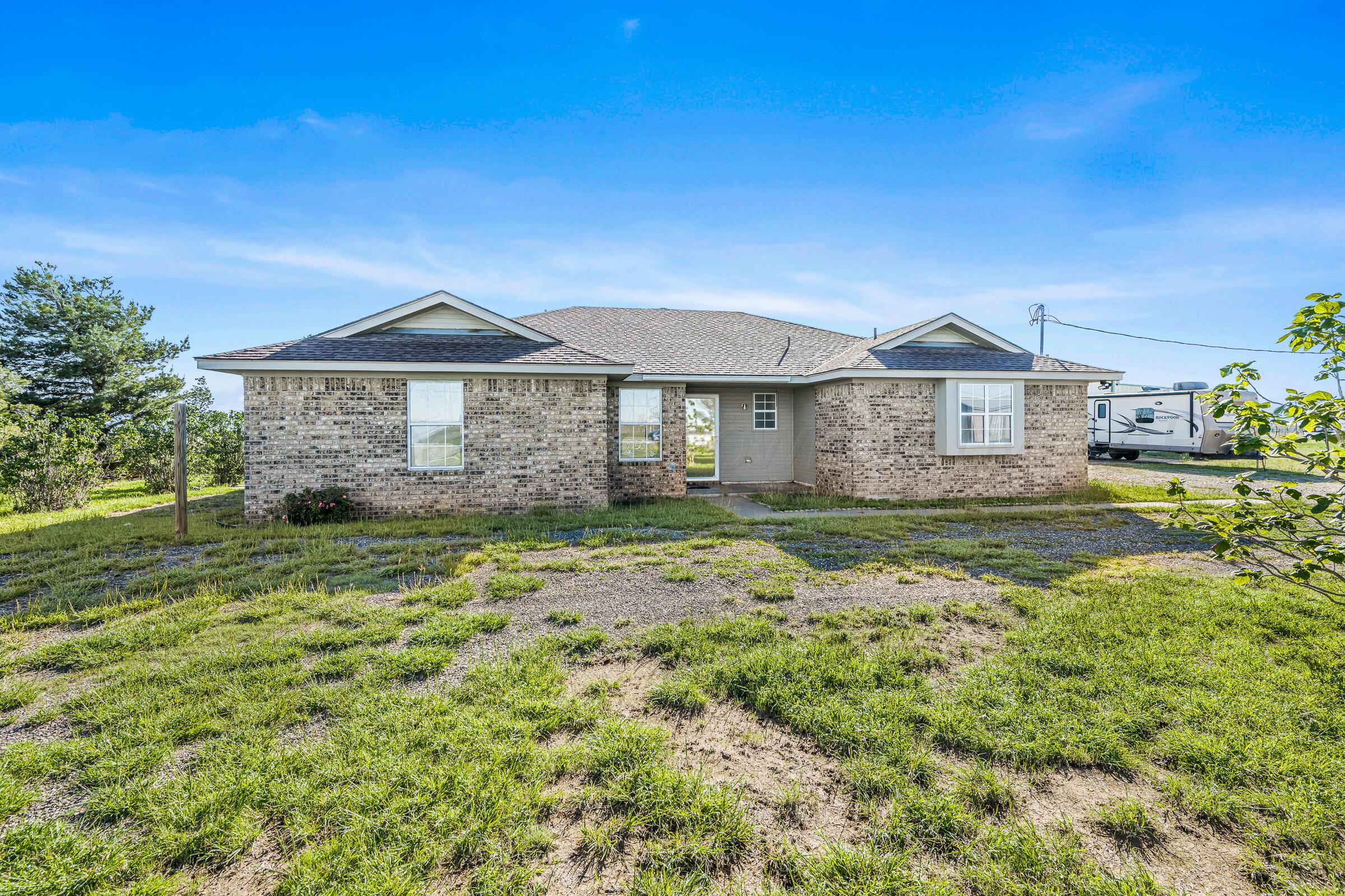 7801 Bushland Road Property Photo 2