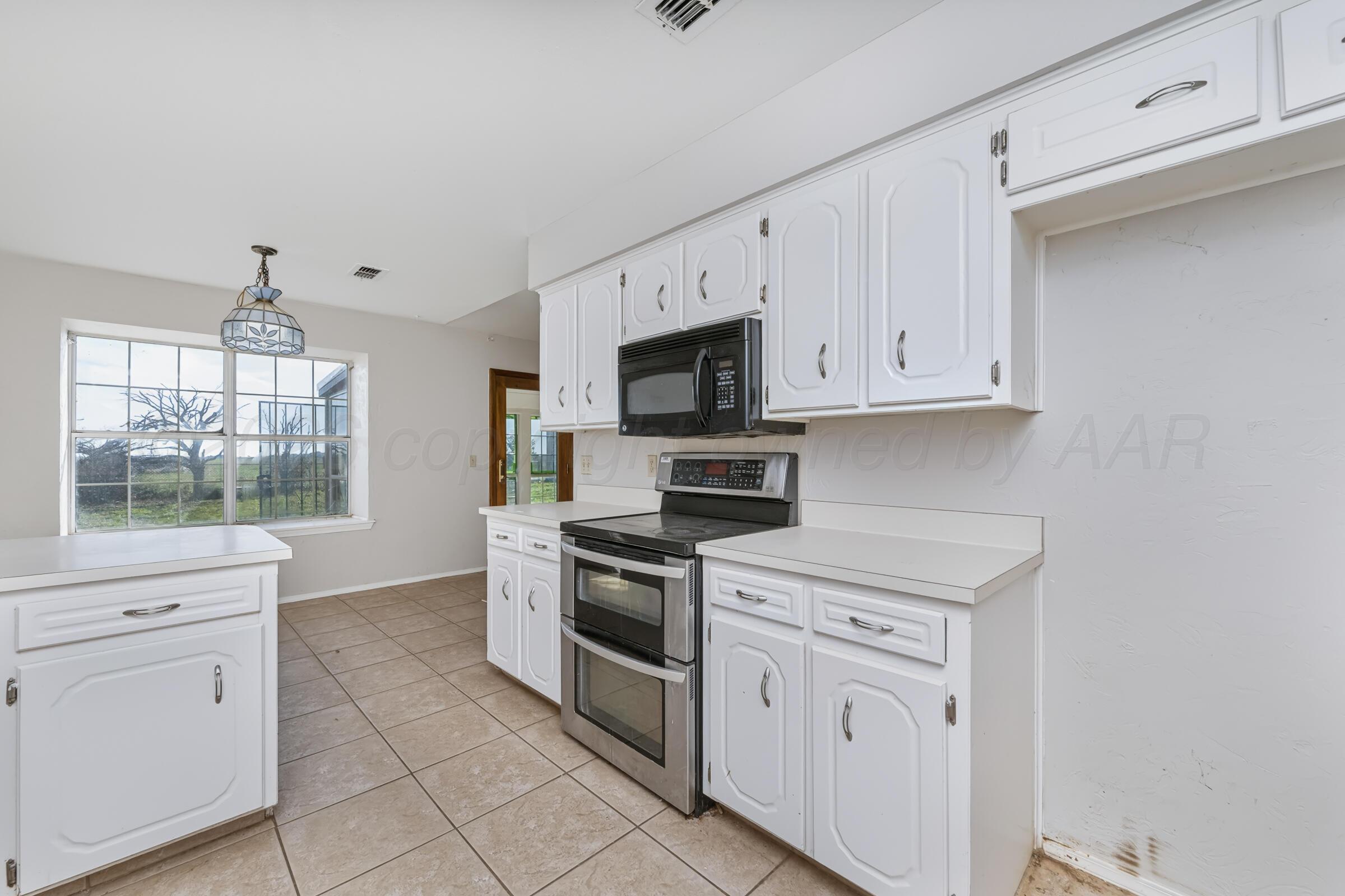 7801 Bushland Road Property Photo 18