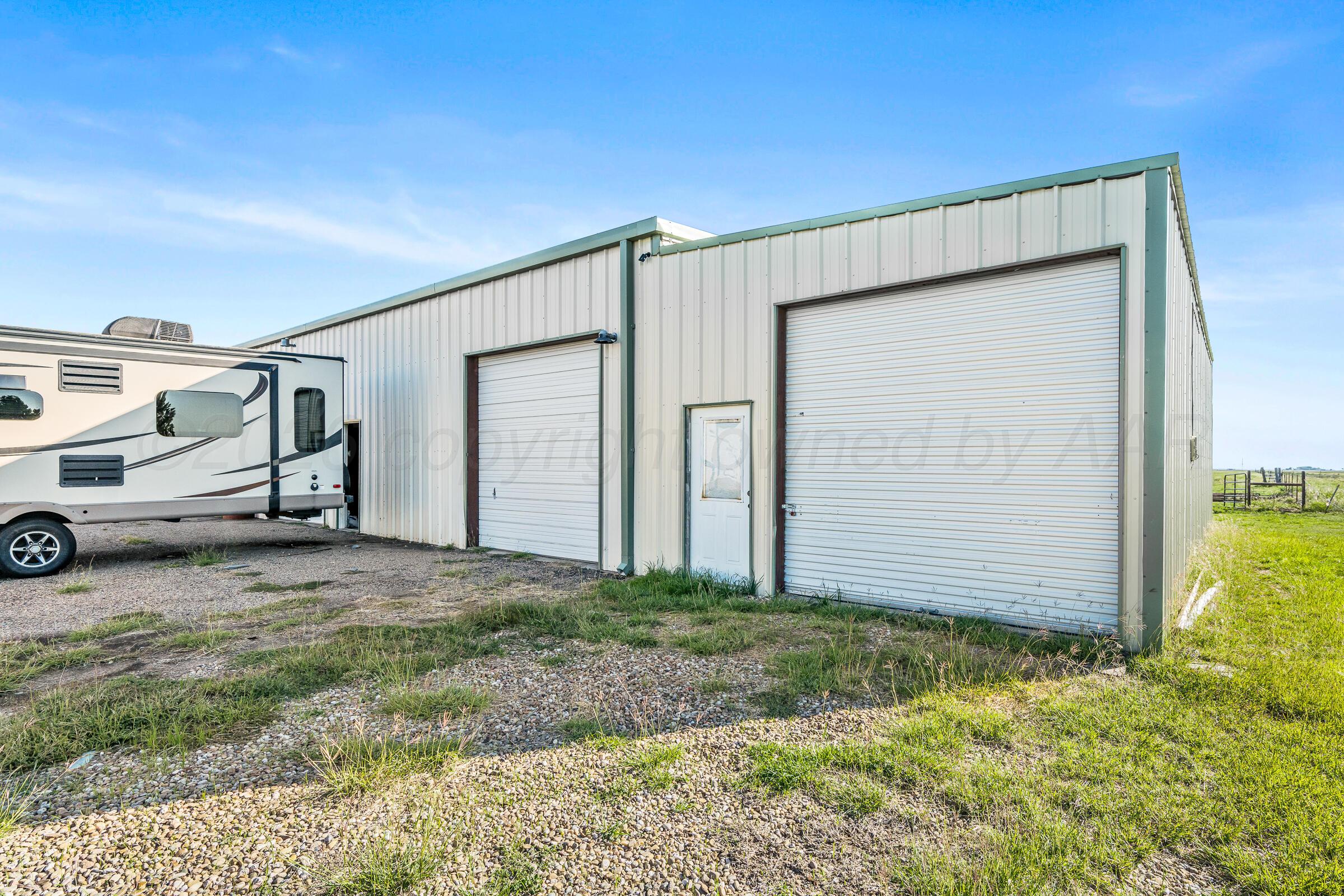 7801 Bushland Road Property Photo 29