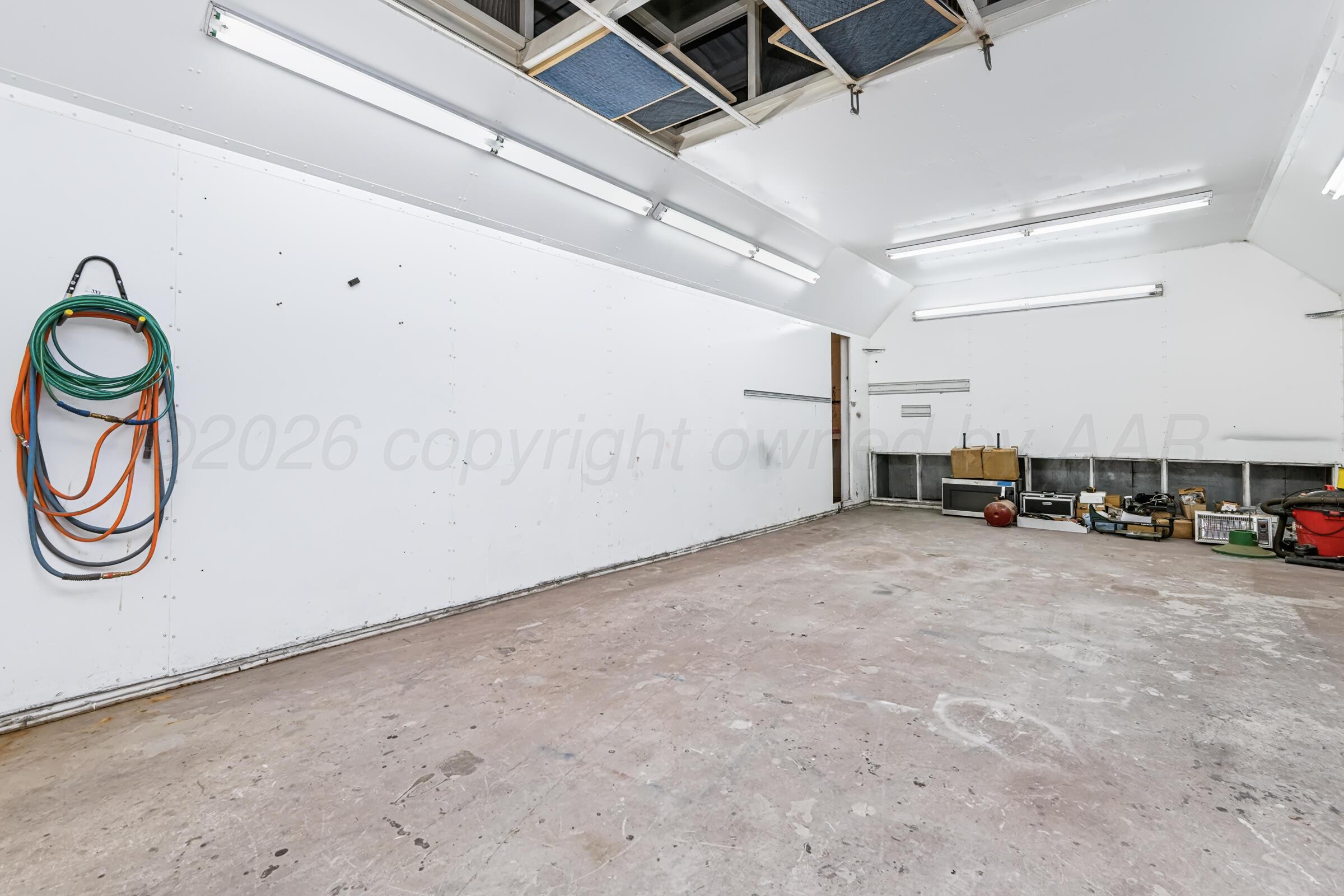 7801 Bushland Road Property Photo 33