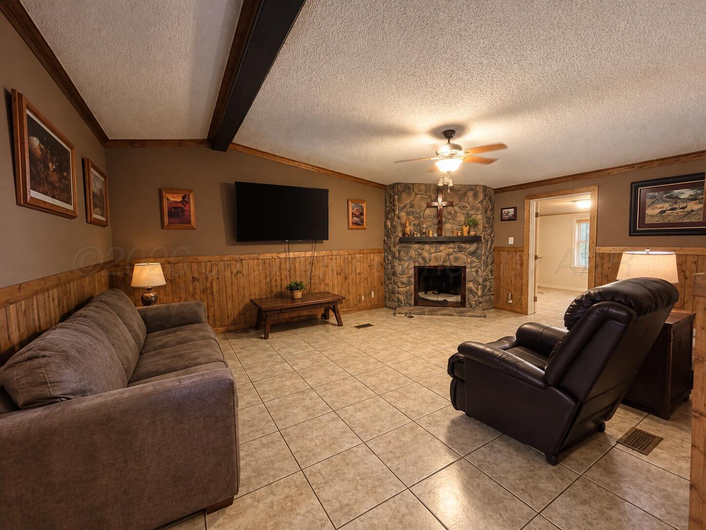 1100 Avenue A Property Photo 3