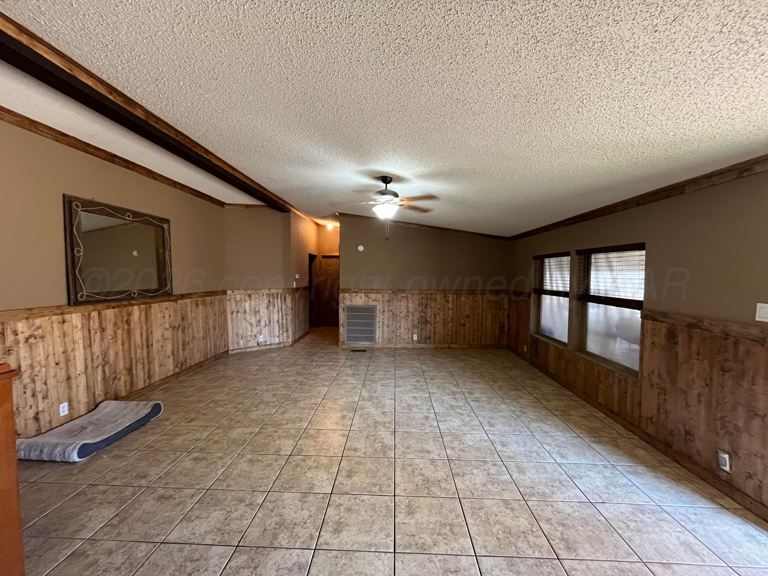 1100 Avenue A Property Photo 6