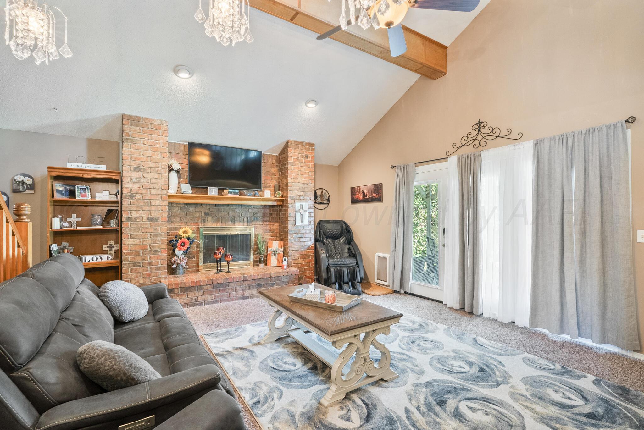 3313 Whitecotton Place Property Photo 4