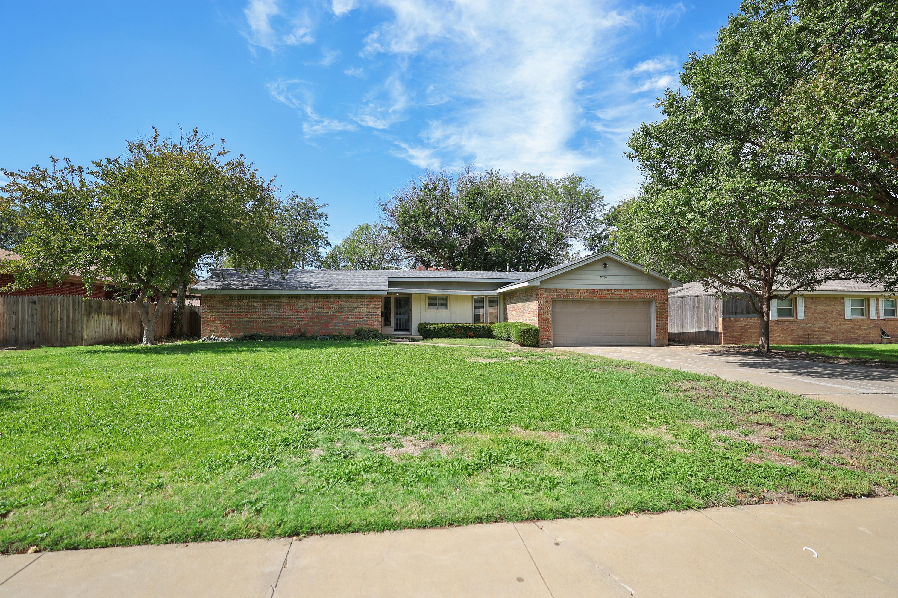 3704 Paramount Property Photo 2