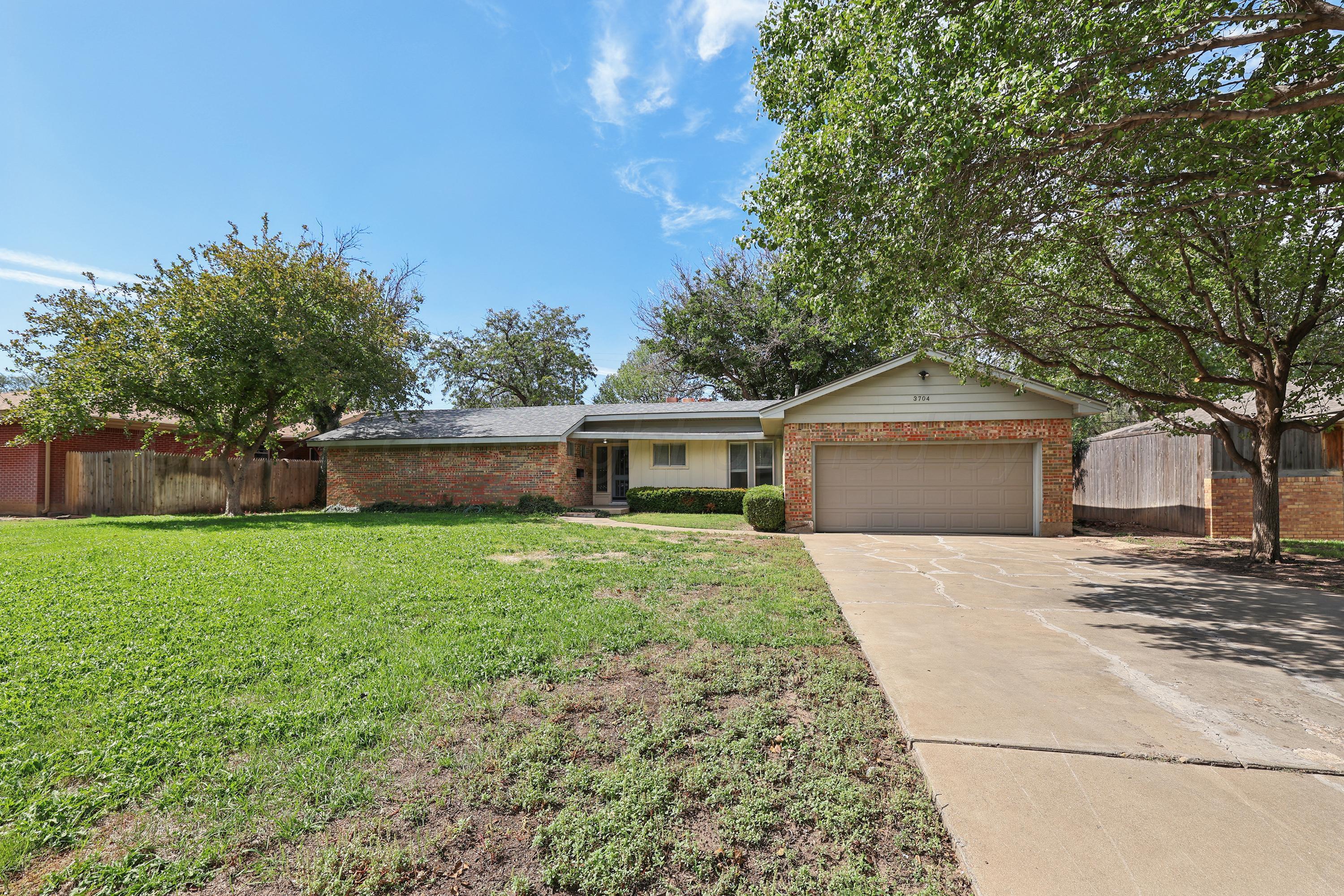 3704 Paramount Property Photo 3