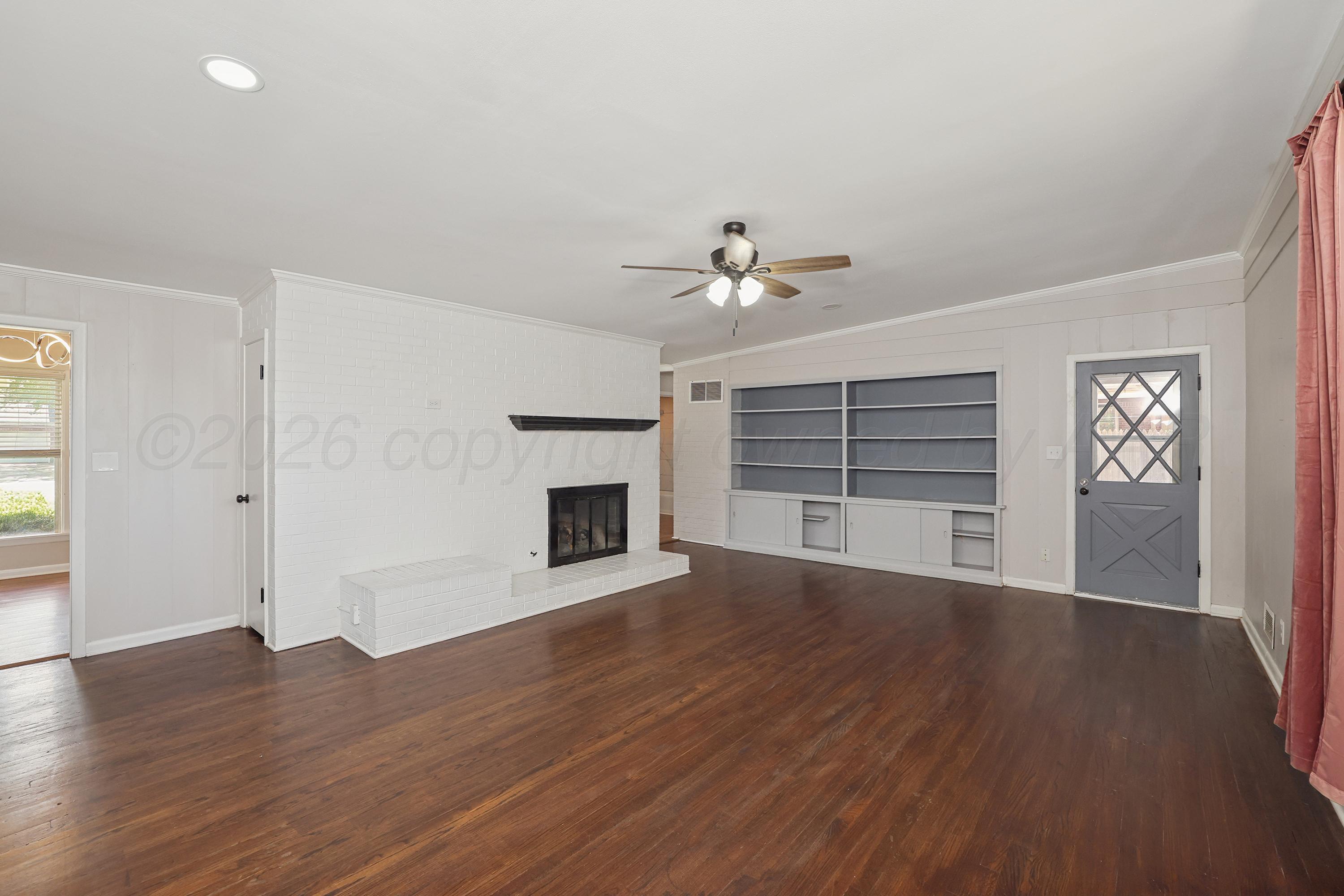 3704 Paramount Property Photo 6