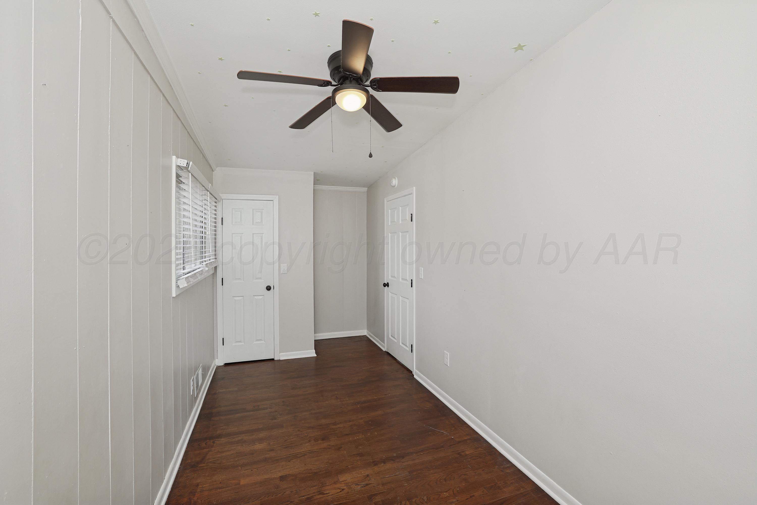3704 Paramount Property Photo 24