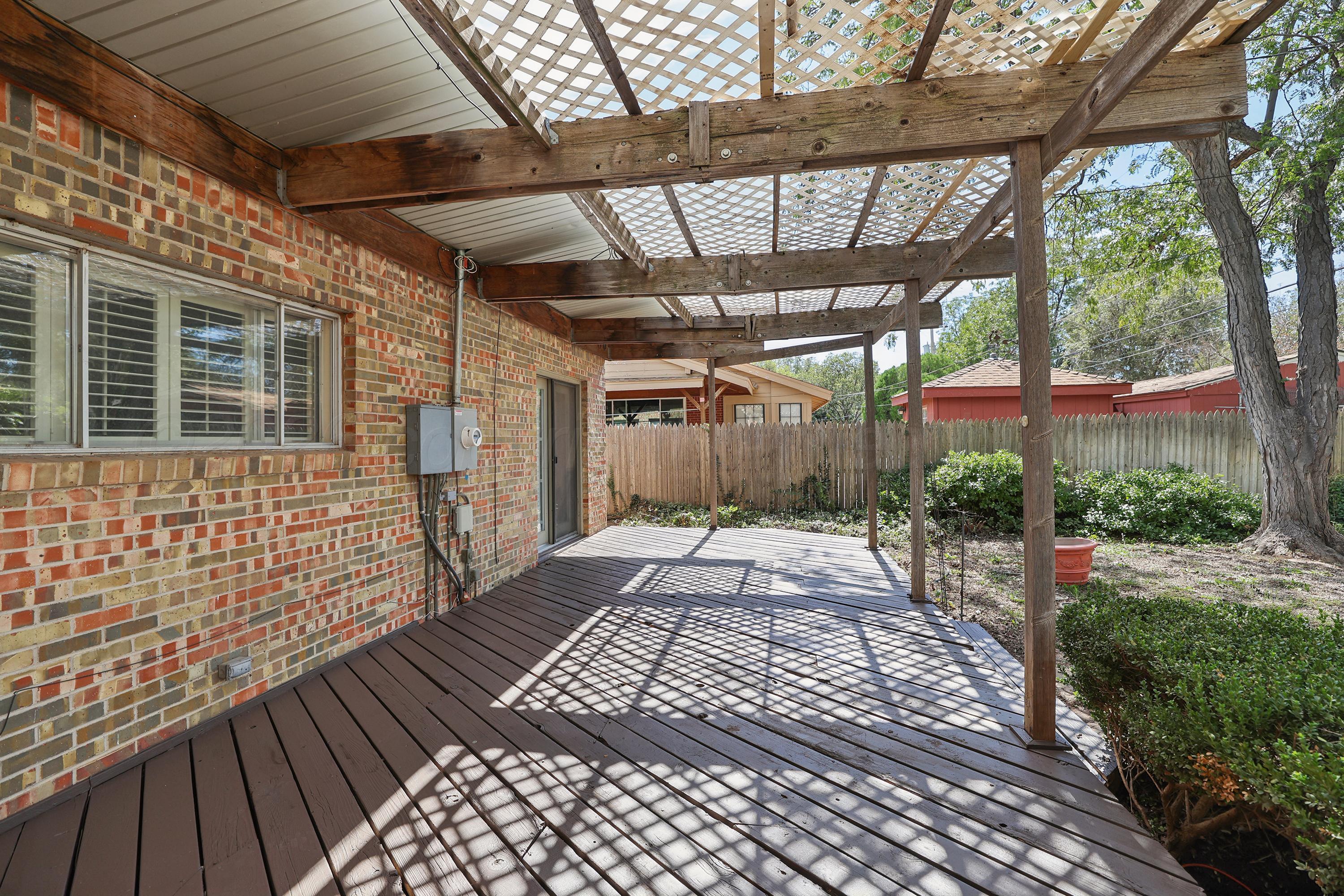 3704 Paramount Property Photo 26