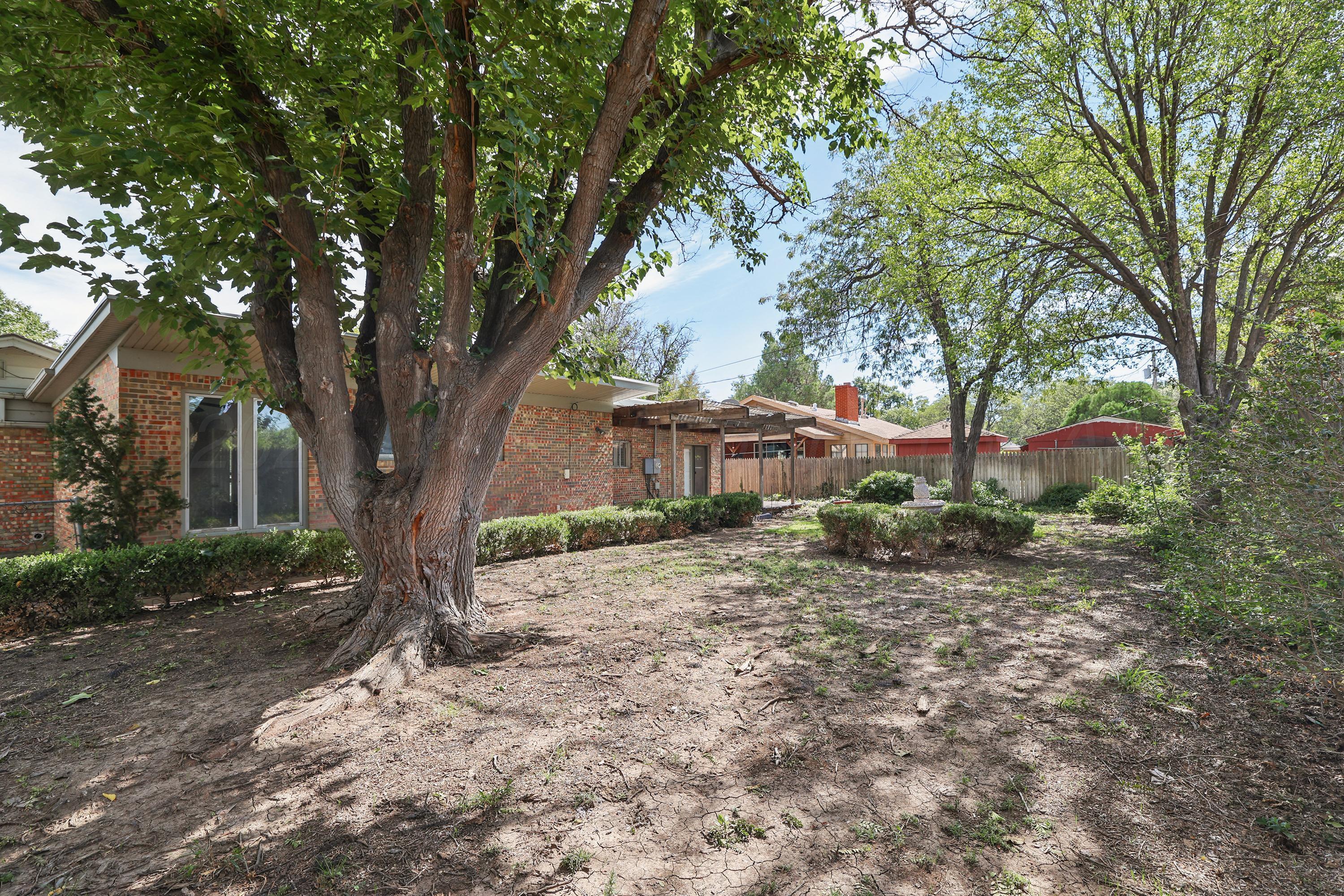 3704 Paramount Property Photo 30