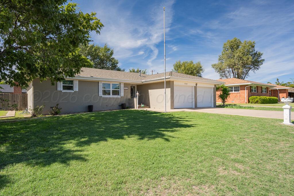 1715 Grape Lane Property Photo 1